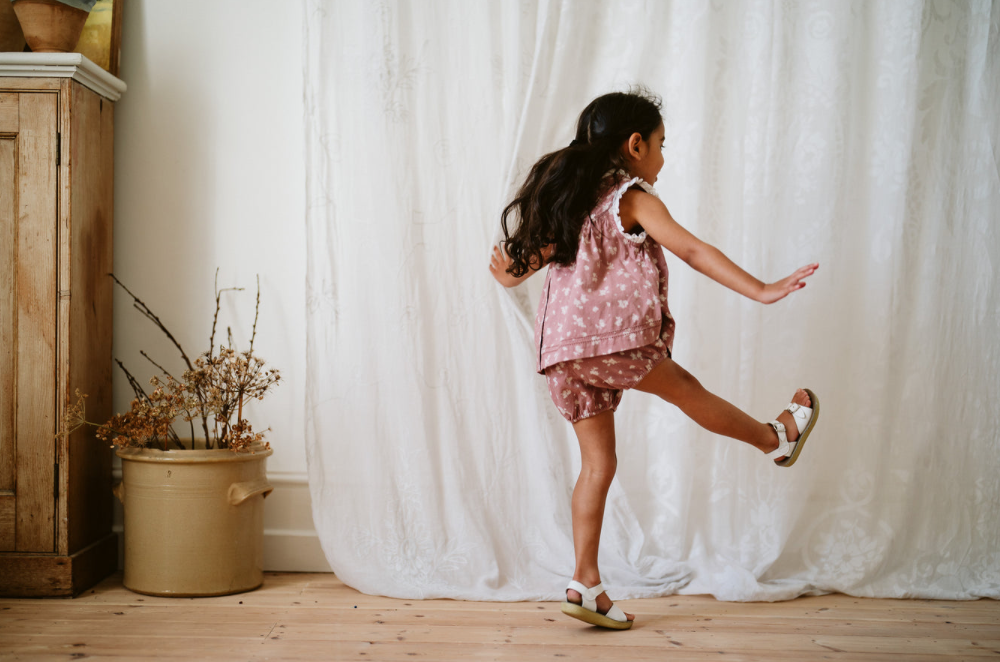 LITTLE COTTON CLOTHES - Poppy Bloomers（Speckled Floral in Rose）