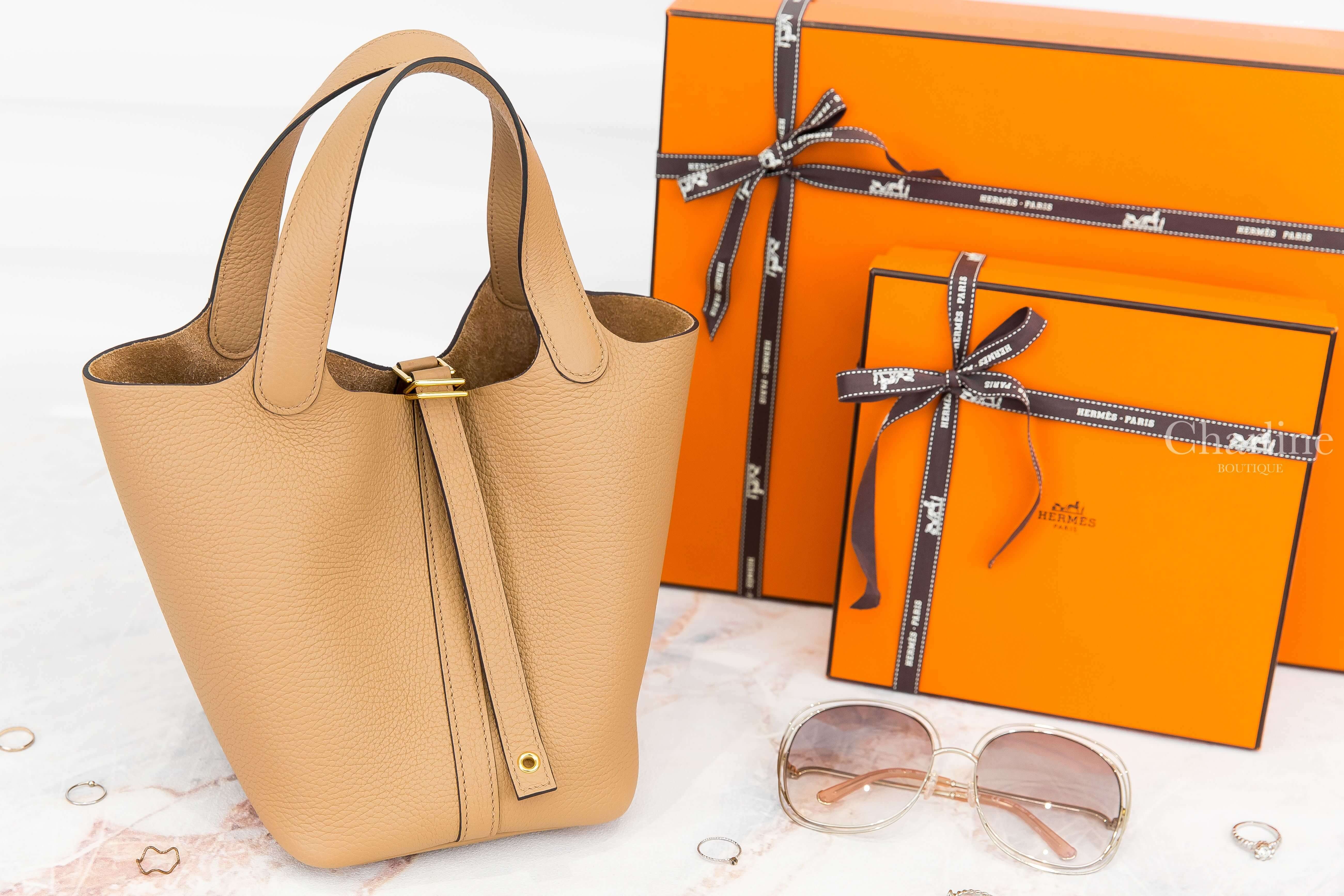 Hermès Picotin Lock 18cm 0M Chai Taurillon Clemence Z刻馬薩拉茶色金釦小型提把水桶包-Charline Boutique 精品代購