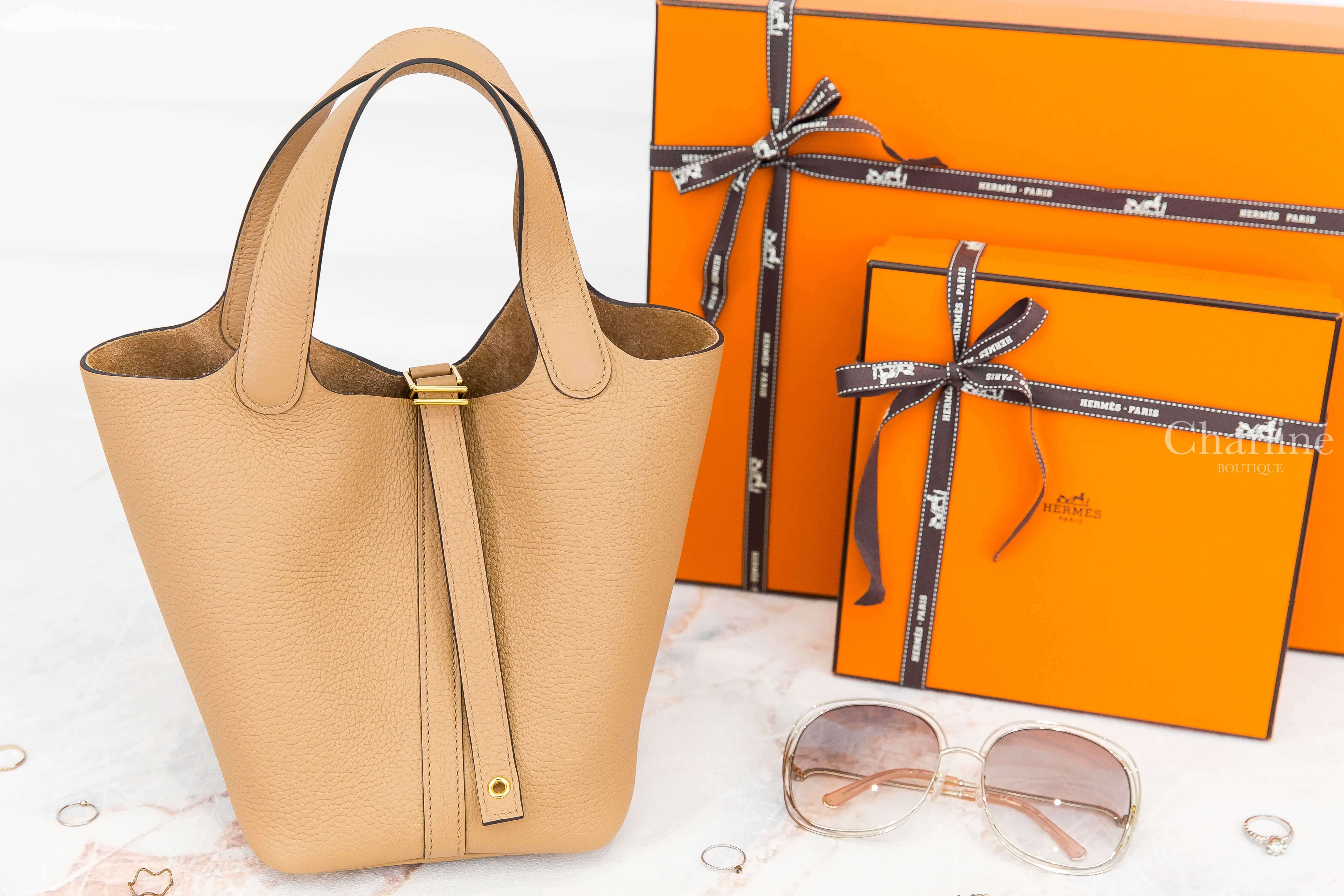 Hermès Picotin Lock 18cm 0M Chai Taurillon Clemence Z刻馬薩拉茶色金釦小型提把水桶包-Charline Boutique 精品代購