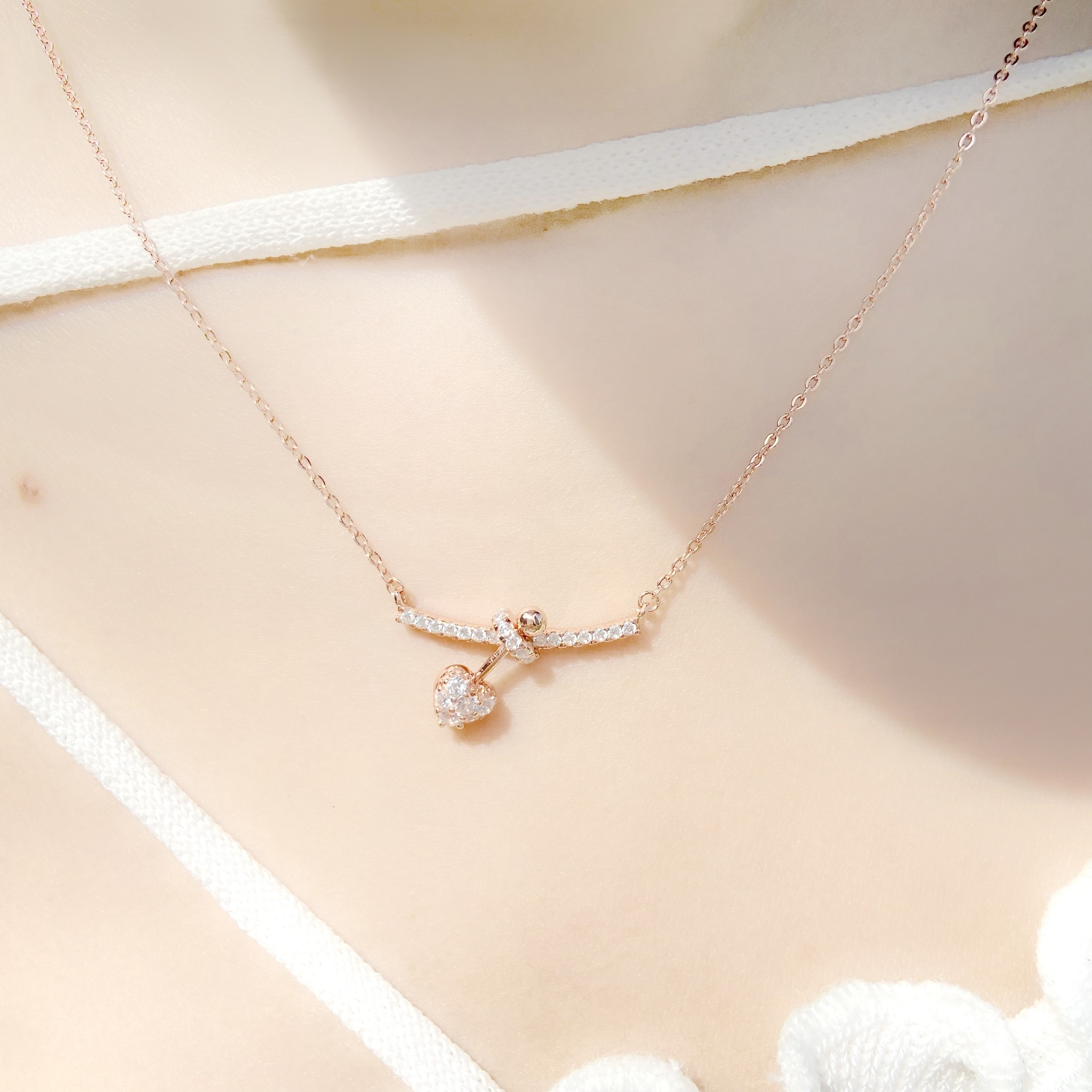 | 925純銀・白金・ 玫瑰金 | 心心著陸項鍊  (銀 / 玫瑰金) | NE0479 |