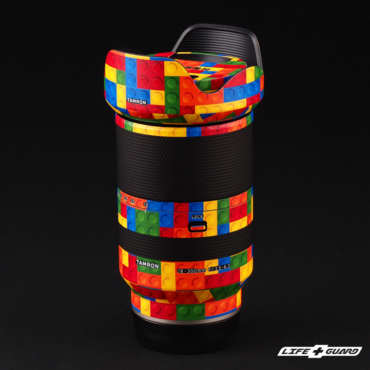 LIFE+GUARD TAMRON 18-300mm F3.5-6.3 貼膜展示圖，LIFE+GUARD 風格設計