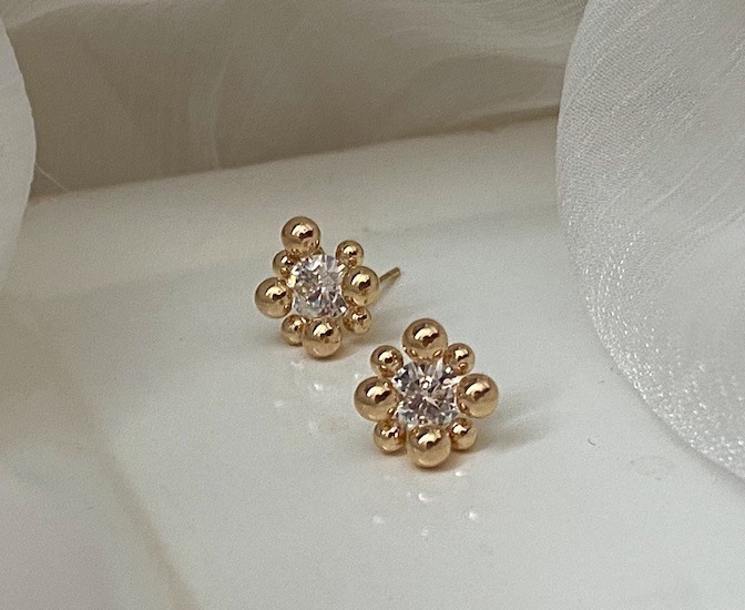 925銀針鋯石雅致小耳環