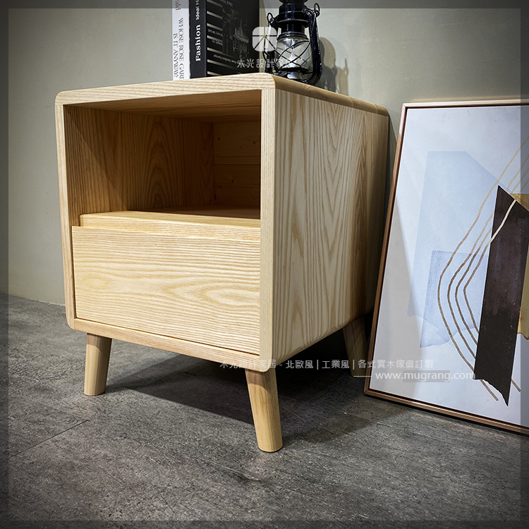 台灣製- 時光-梣木簡約抽屜床頭櫃