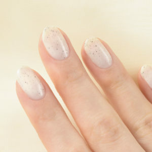 日本Gelme1 GM108 Sandy Stone 黑白斑點 可撕式凝膠甲油 (Gel甲油) 10mL