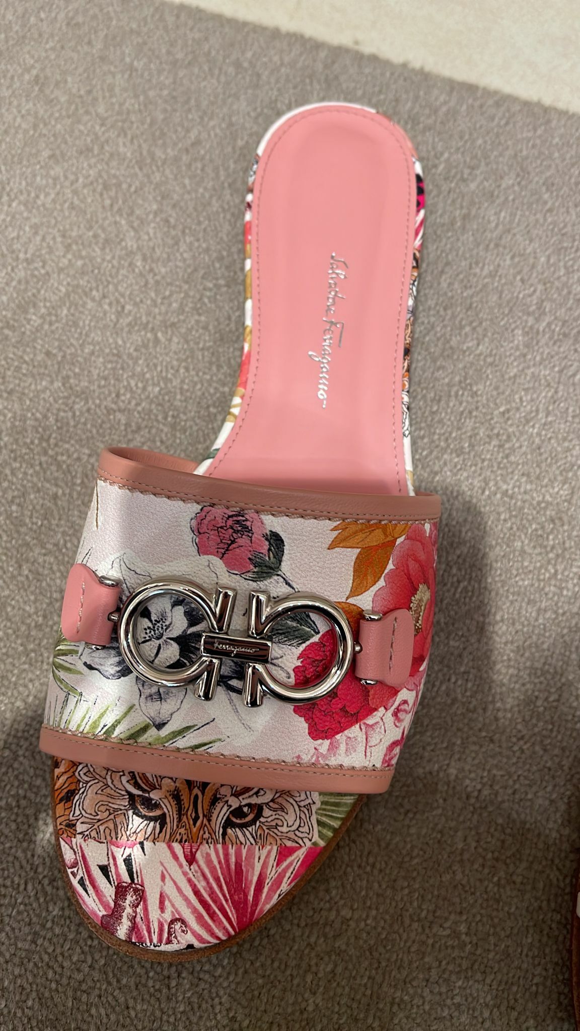 [E] FERRAGAMO 01R550 RHODES ST 1.0CM DESERT ROS NAPPA CALF, FONDO NEUT CALF, 0737174 (ESF40)