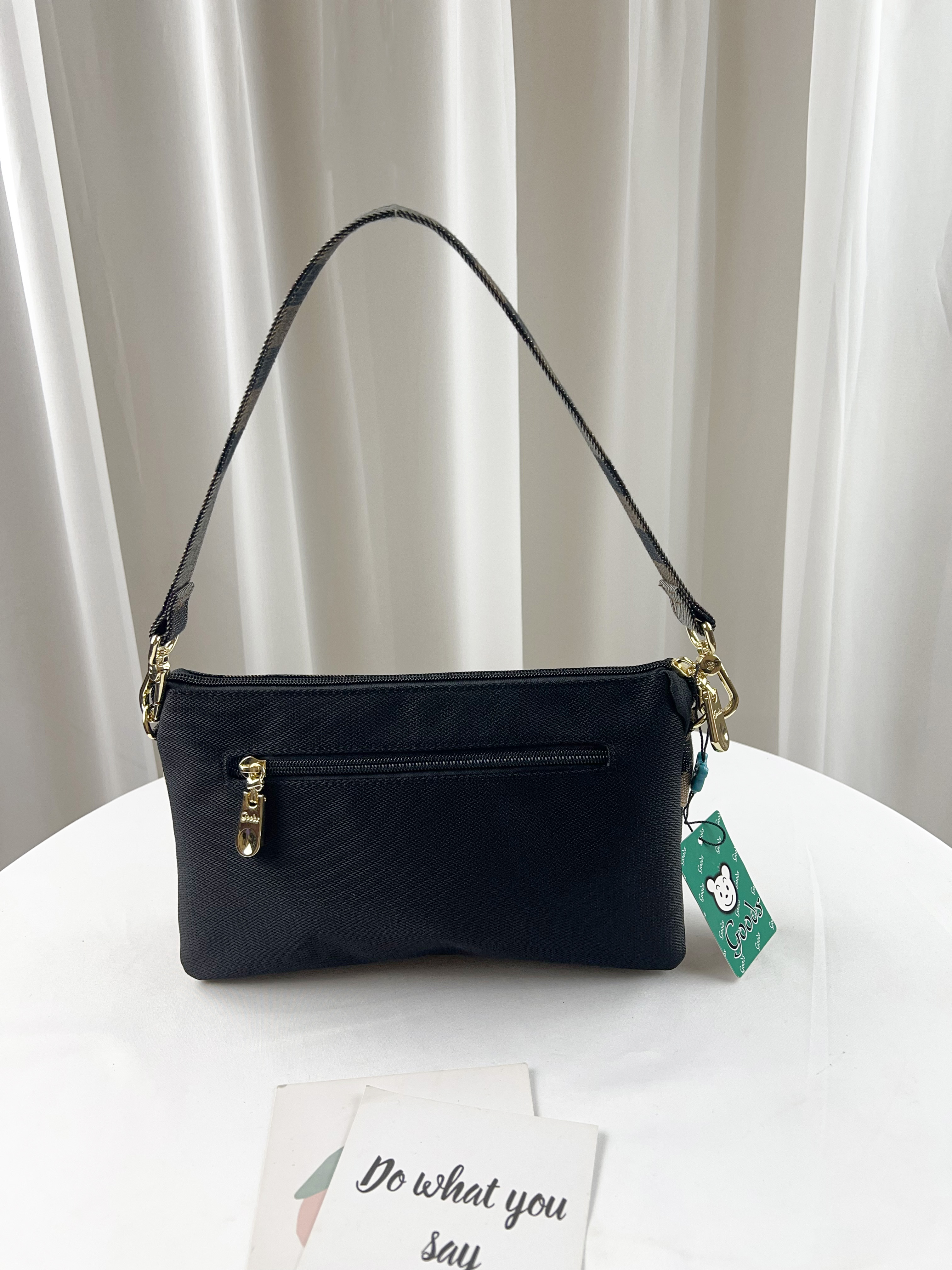 GOODS 金線大格黑防潑水肩背包 / 側背包 #2107