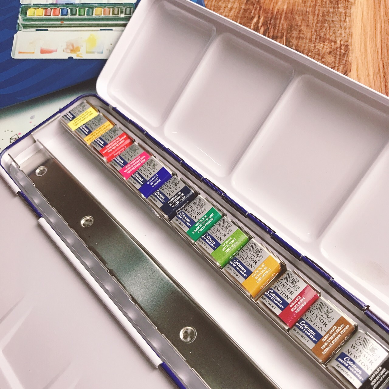 牛頓 Newton｜12色/24色 鐵盒組