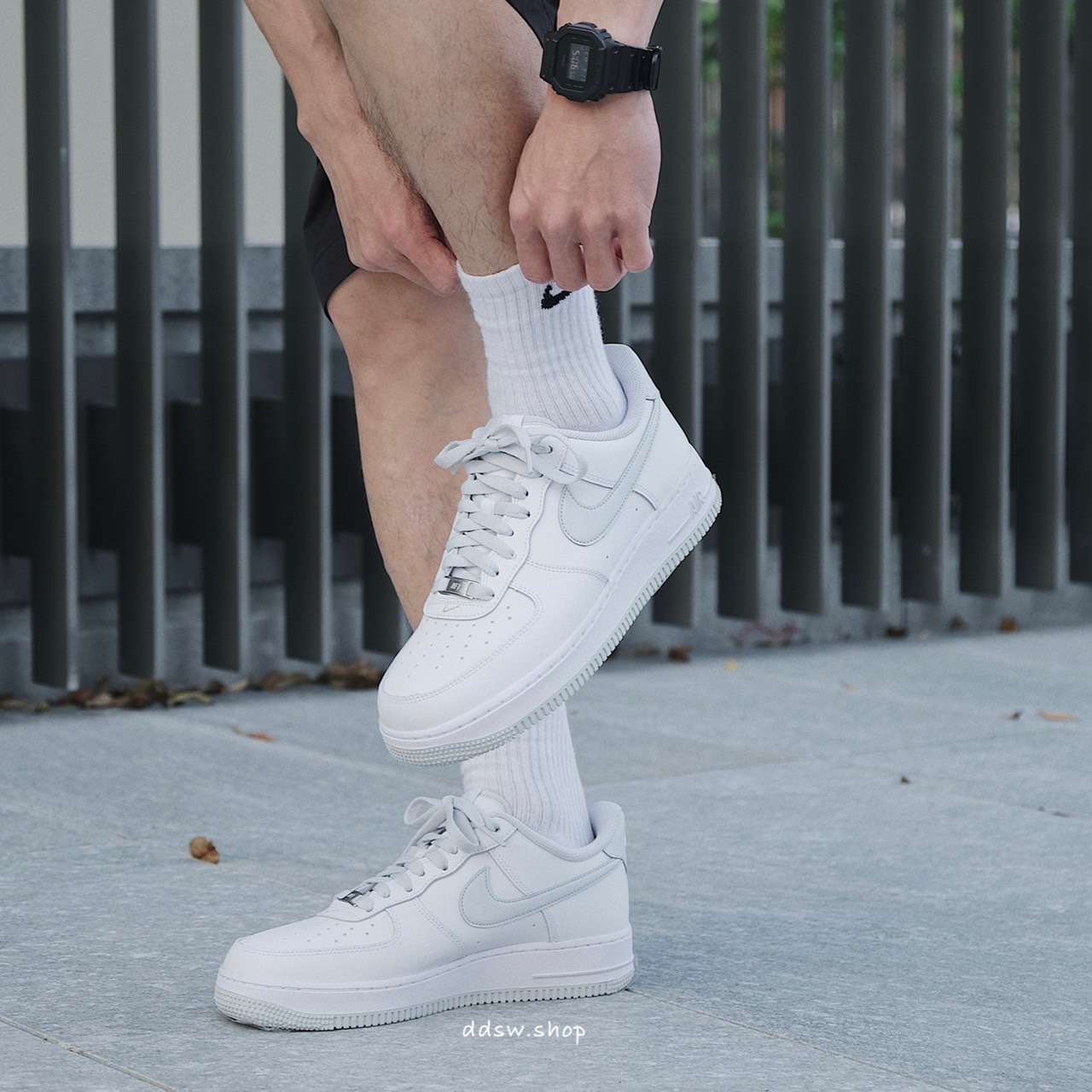 Nike Air Force 1 Low 男款 淺灰綠 Gray DH7561-103