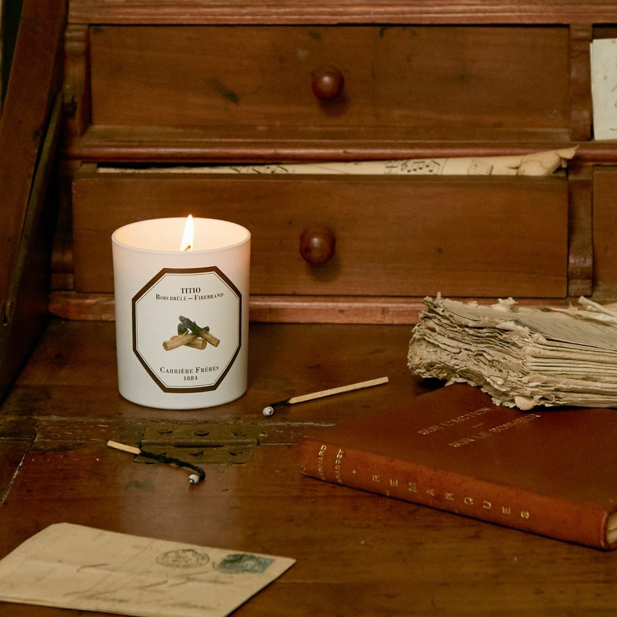 Carrière Frères 焦木柴香氛蠟燭