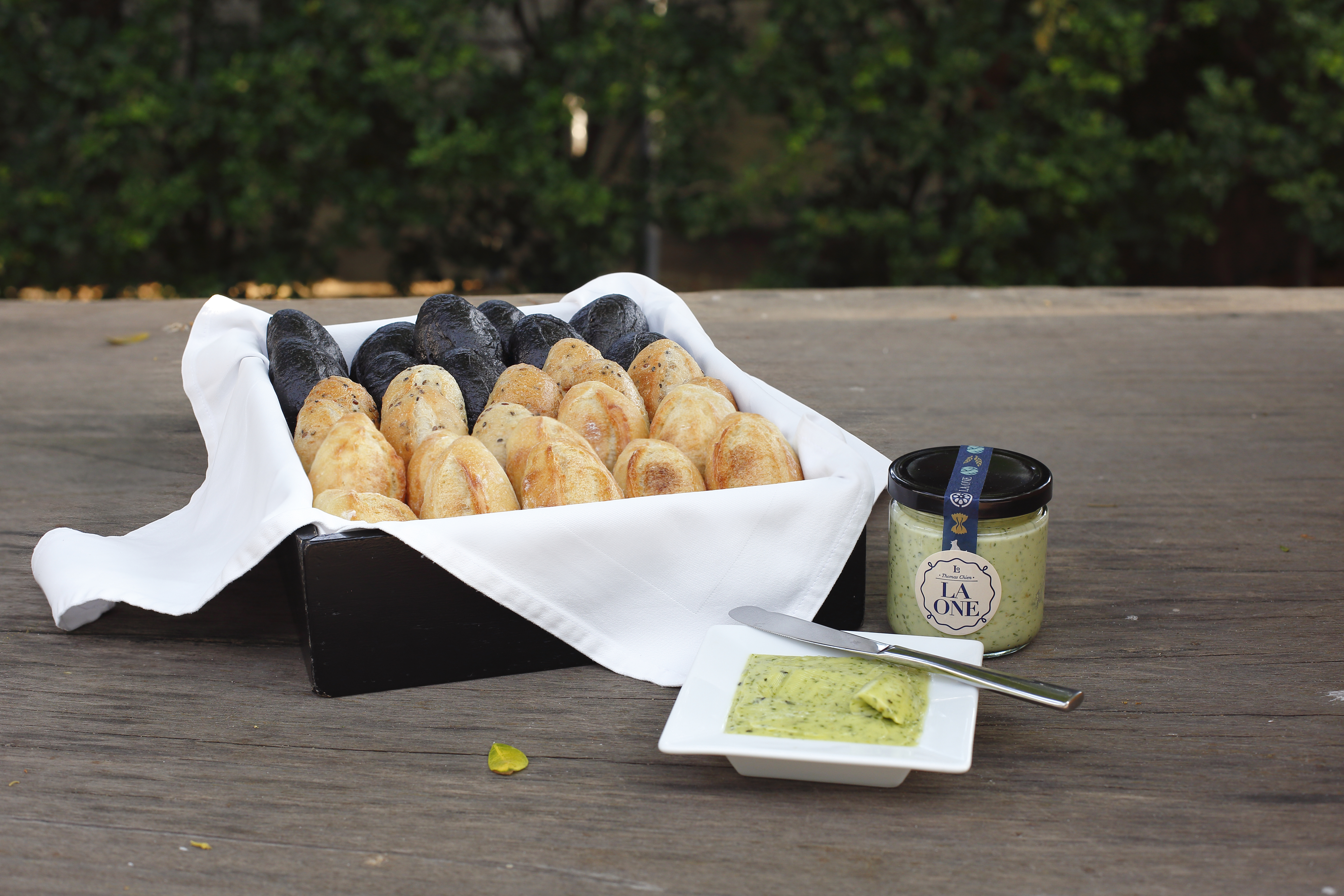 香草大蒜奶油 法國麵包 墨魚麵包 麵包抹醬