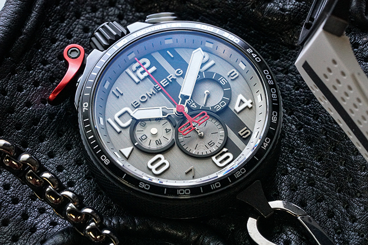 BOLT-68 系列 水泥灰XL復古賽車計時碼錶