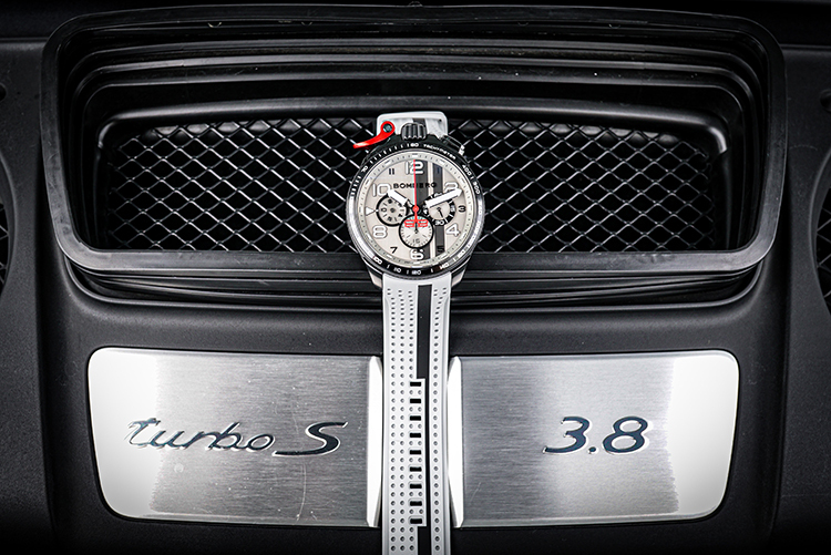 BOLT-68 系列 水泥灰XL復古賽車計時碼錶