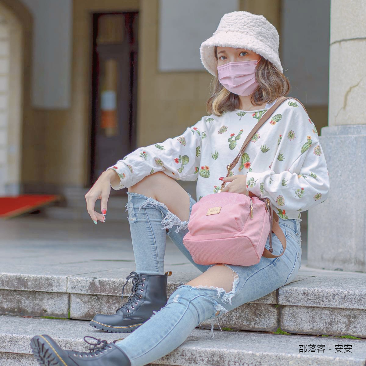 肩背包 粉色包包 粉色包 斜背包 手提包 Soldier 捕夢網束口包 satana SOS2810 浮光粉 KOL推薦 部落客安安