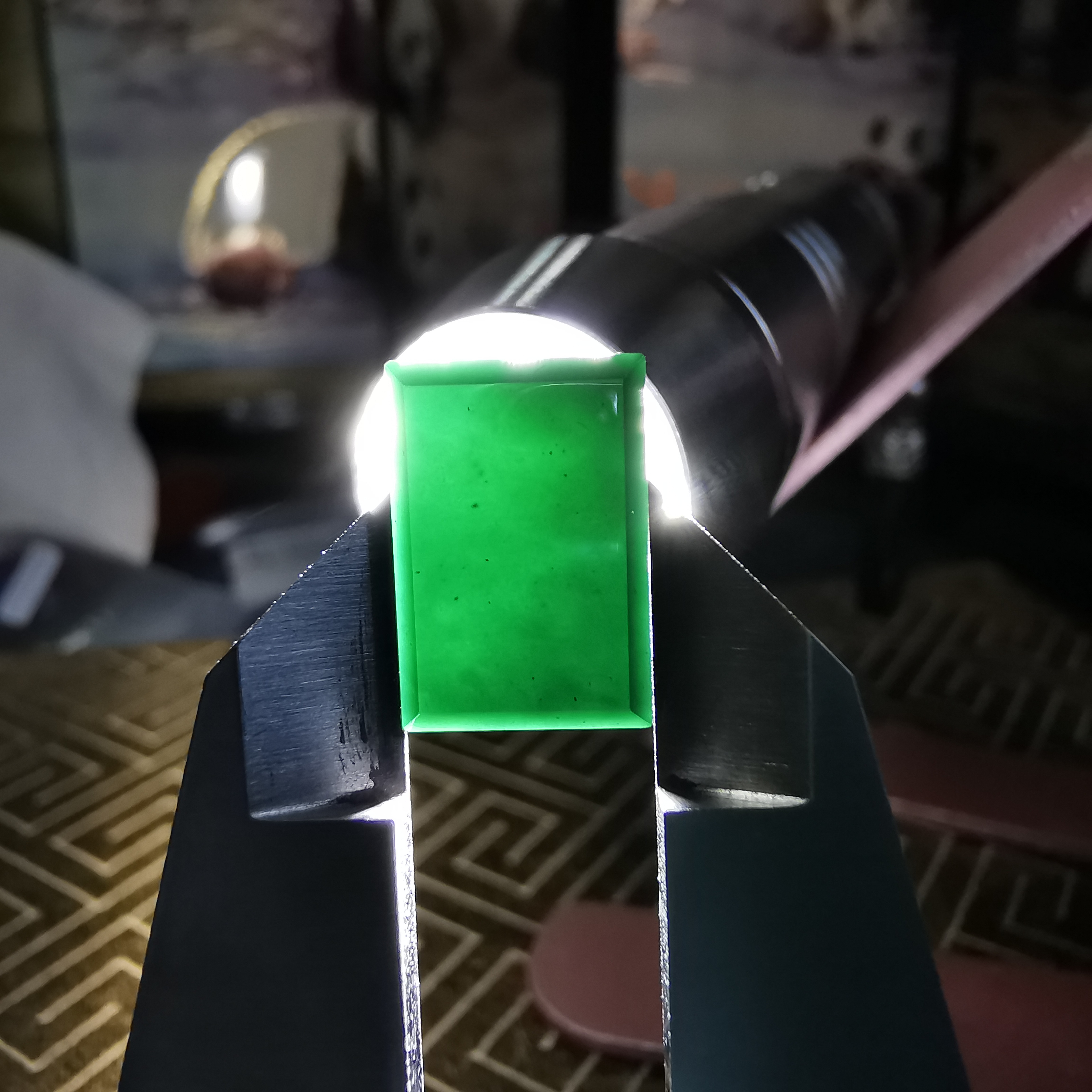 J1998 墨翠方形馬鞍戒面