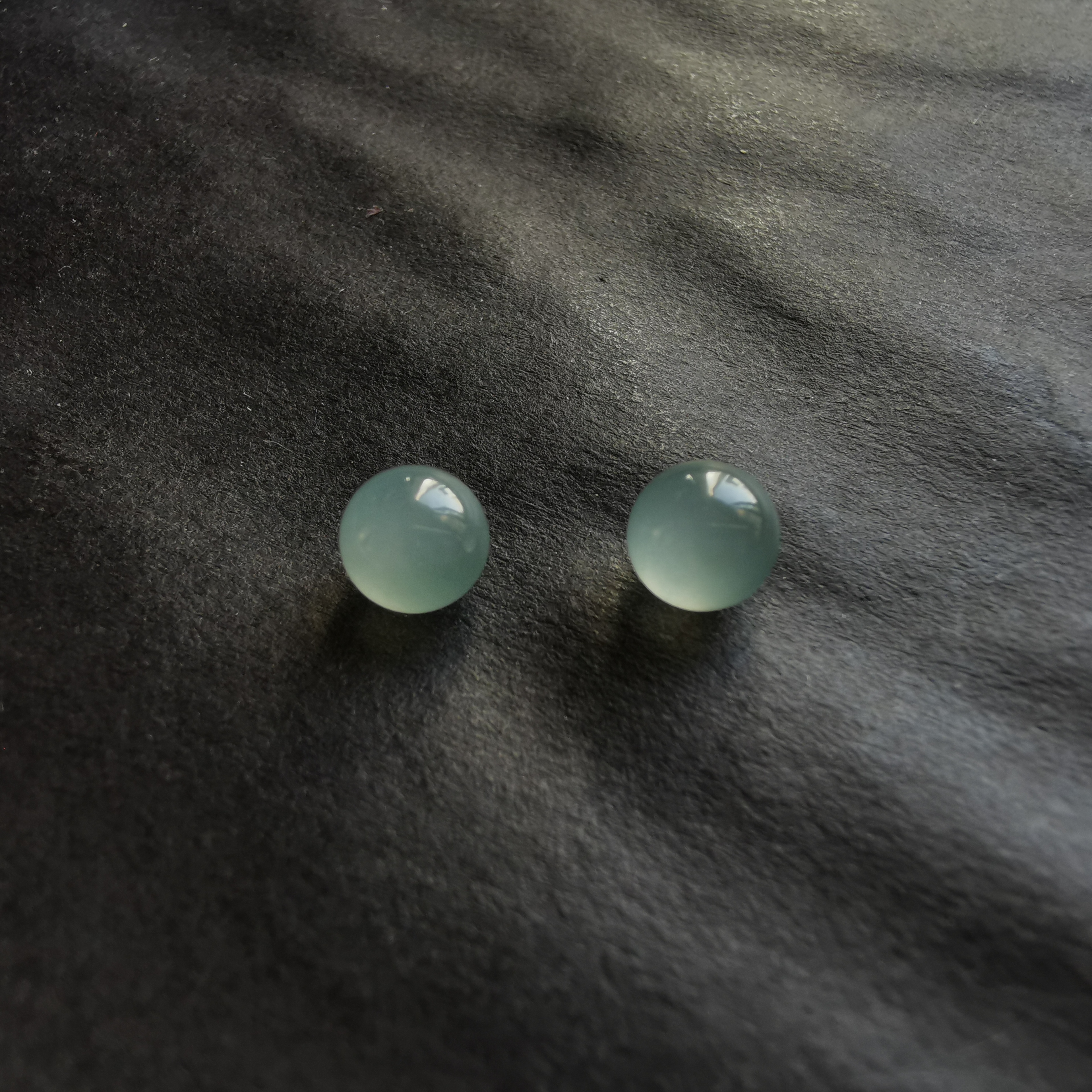 J1999 玻璃種圓珠一對 (6.5mm直徑)