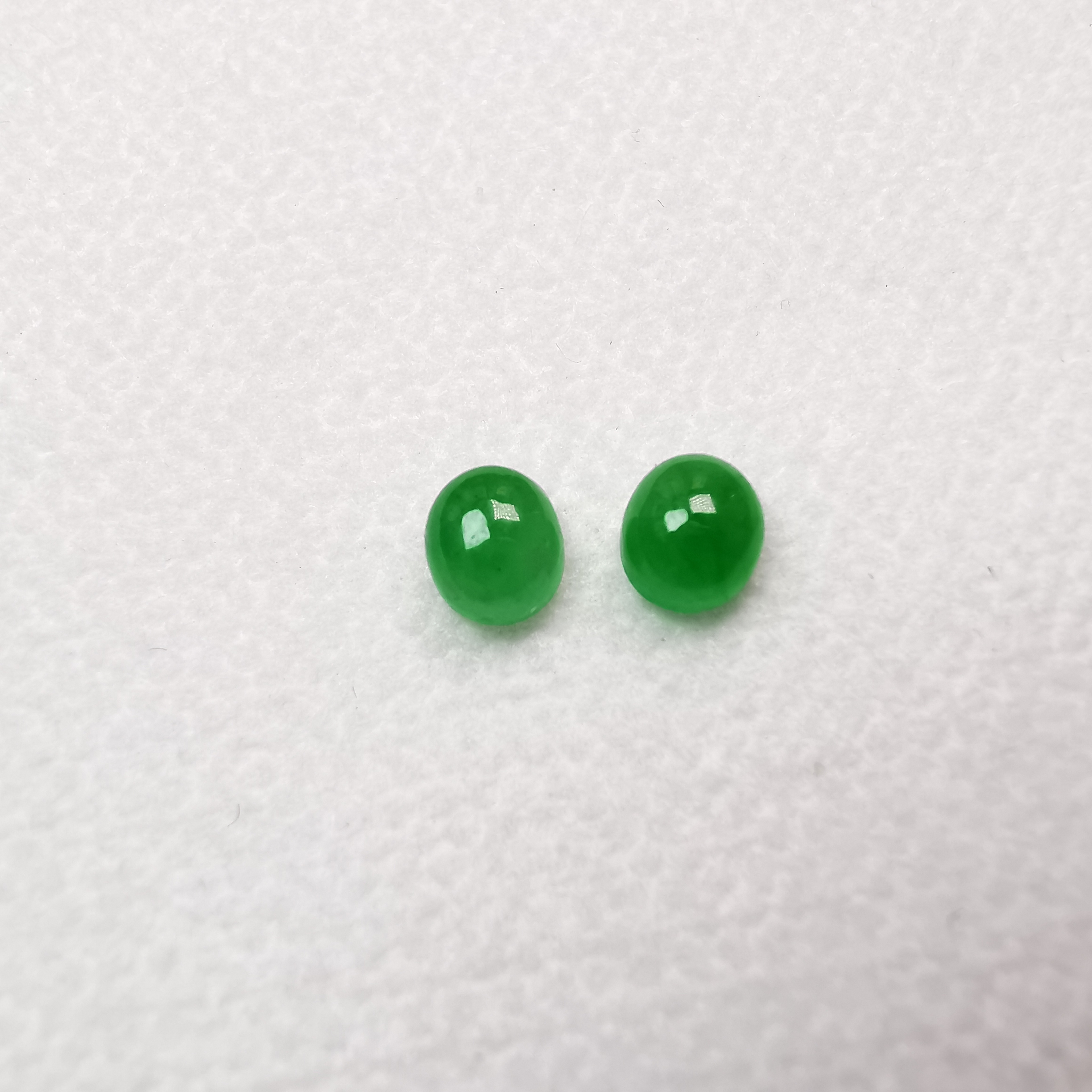 J2001 冰正陽綠小蛋面一對