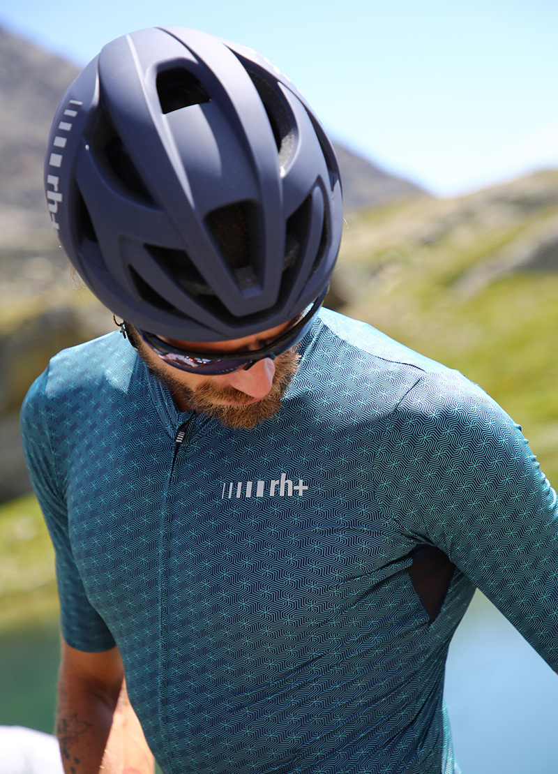 ZeroRH,男車衣,男車褲,義大利,,自行車推薦,單車推薦,車衣推薦,車褲推薦,環法推薦,自行車衣,公路車,自行車褲,三鐵,單車推薦