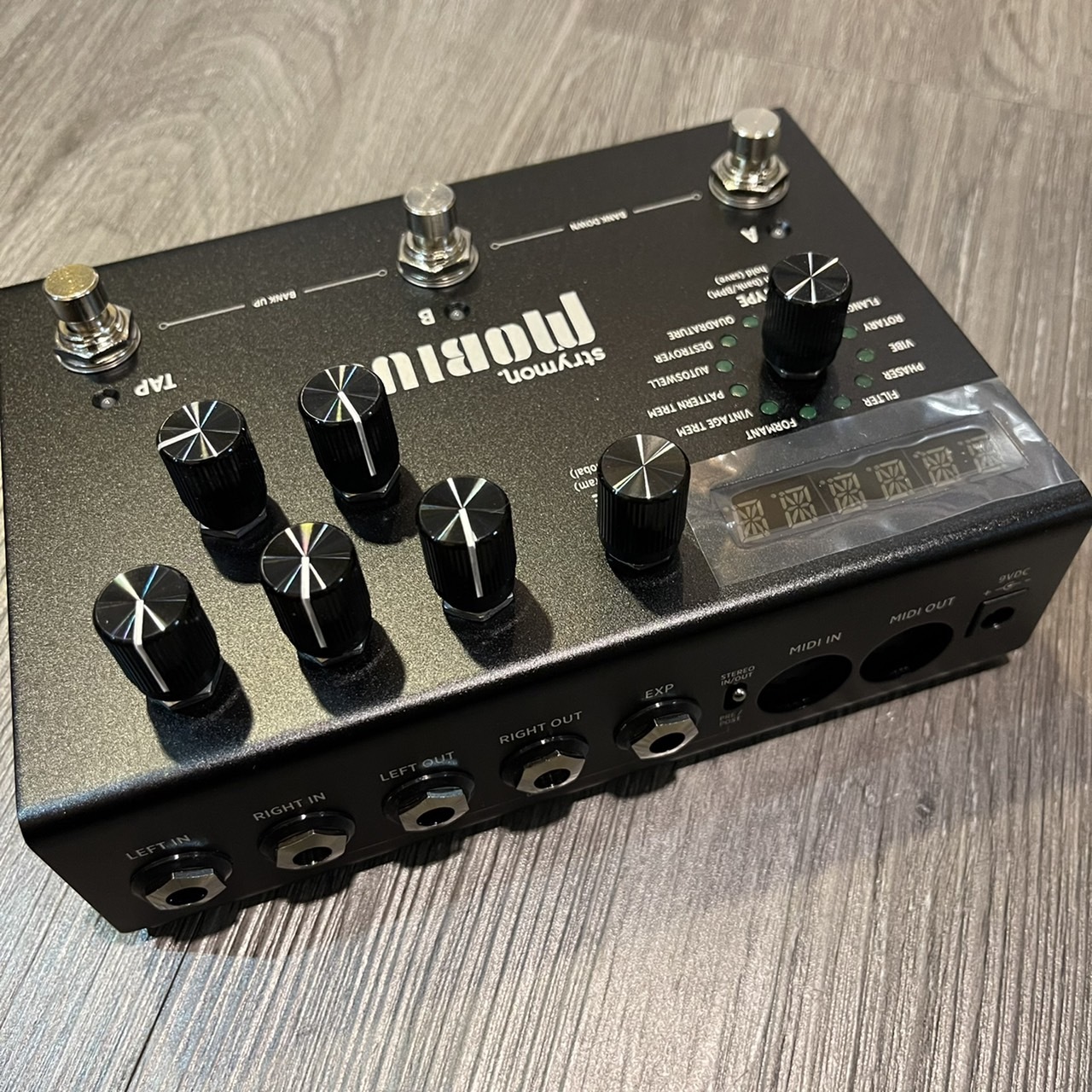 Strymon Mobius midnight edition 尊爵黑限量版電吉他效果器 Strymon Mobius midnight edition 尊爵黑限量版電吉他效果器