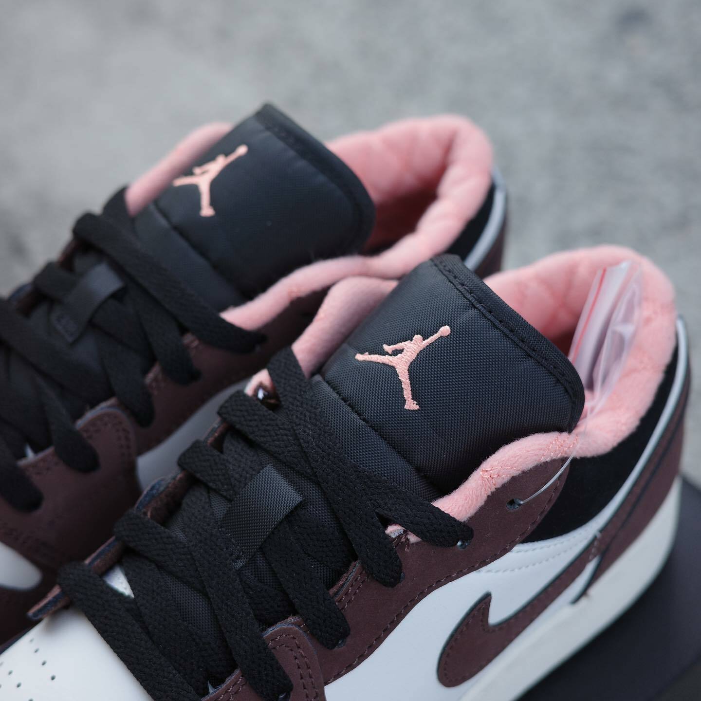 Air Jordan 1 Low SE 低幫復古籃球鞋赭石白 小摩卡