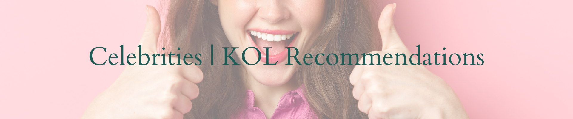 一位女生比赞的手势