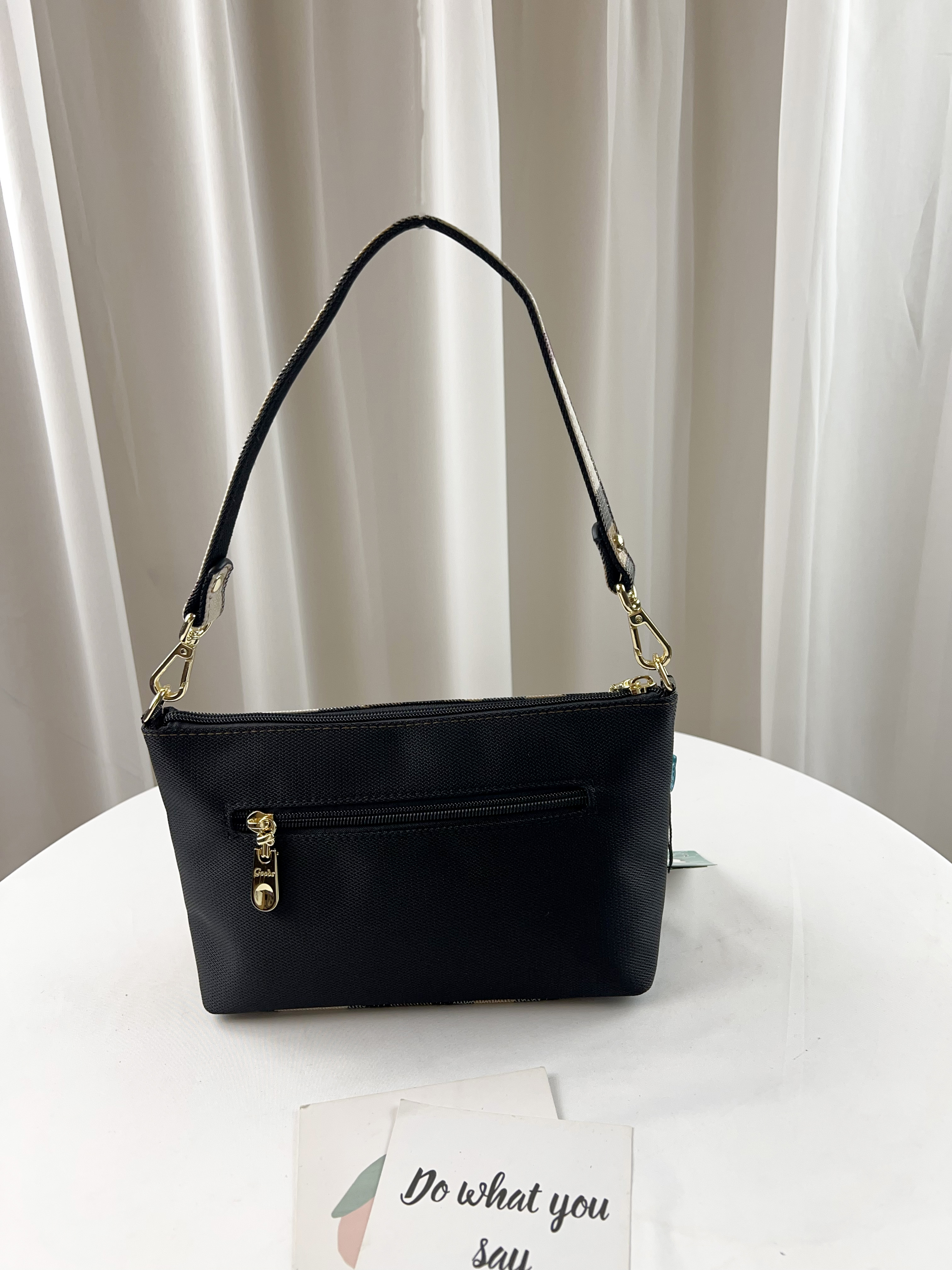 GOODS 金線大格黑防潑水肩背包 / 側背包 附小熊吊飾  #1917