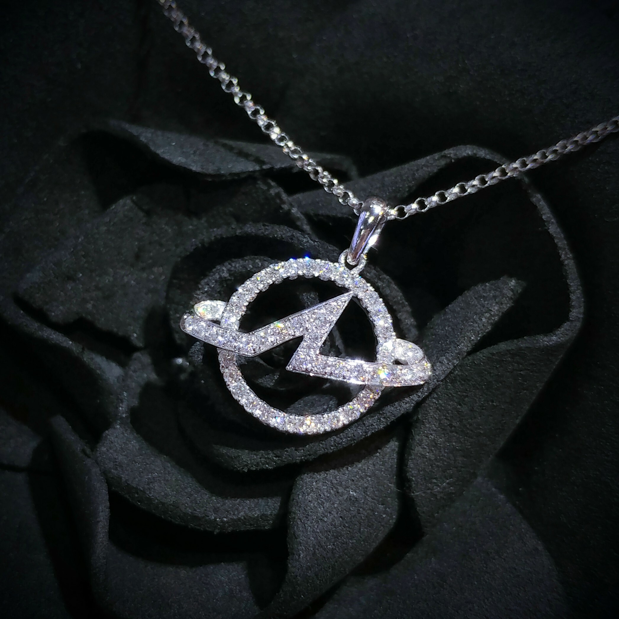 全新18K白金30份鑽石吊墜