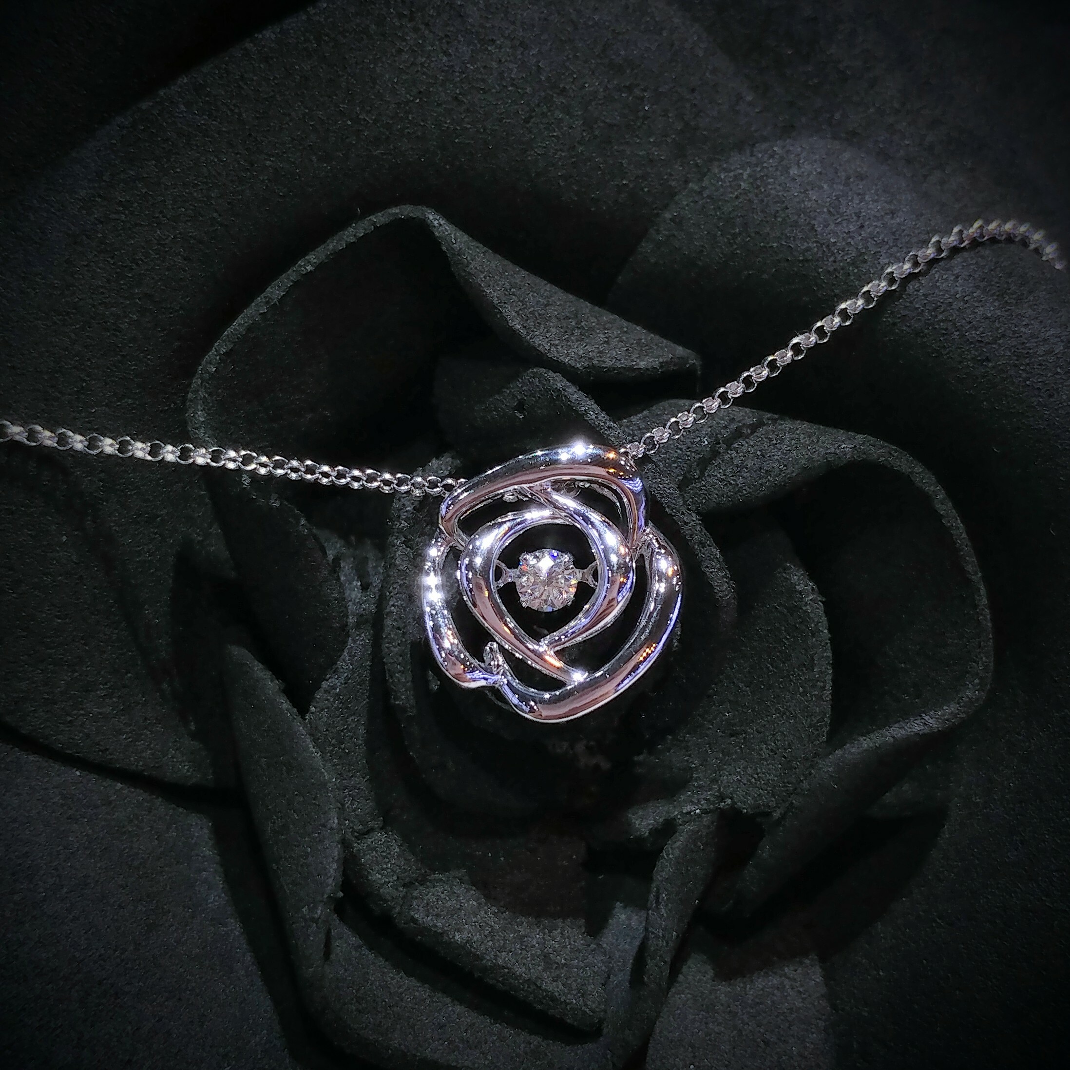 全新18K白金【單粒12份鑽石】吊墜