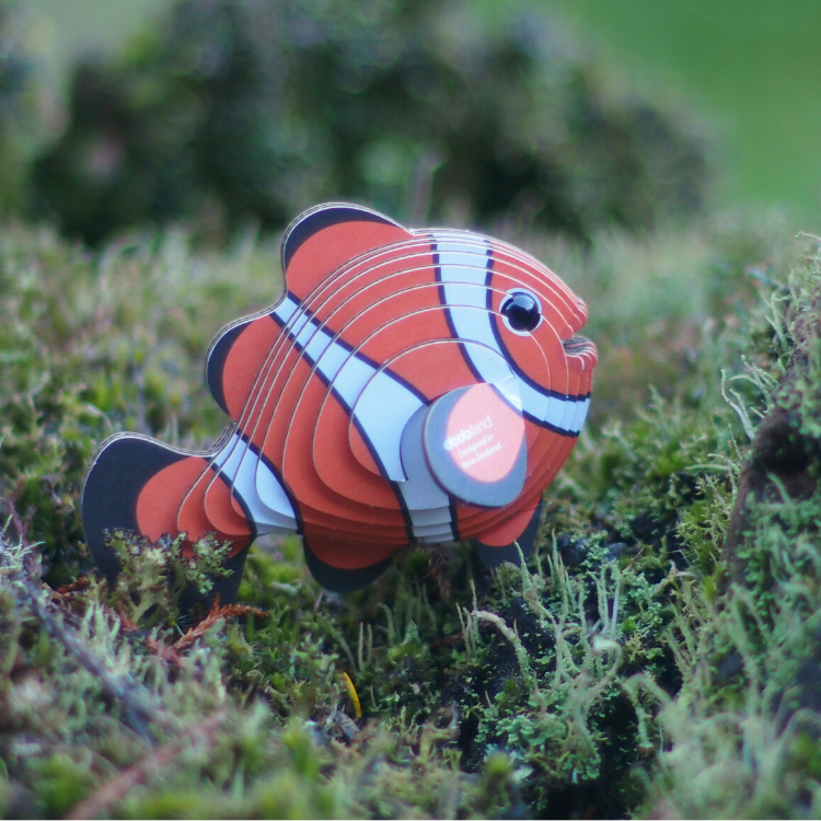 EUGY Clownfish 3D Cardboard Puzzle 