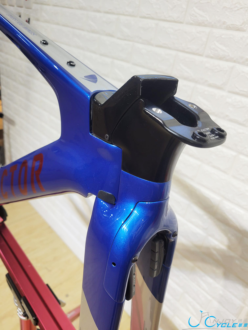 Factor slick frameset sale