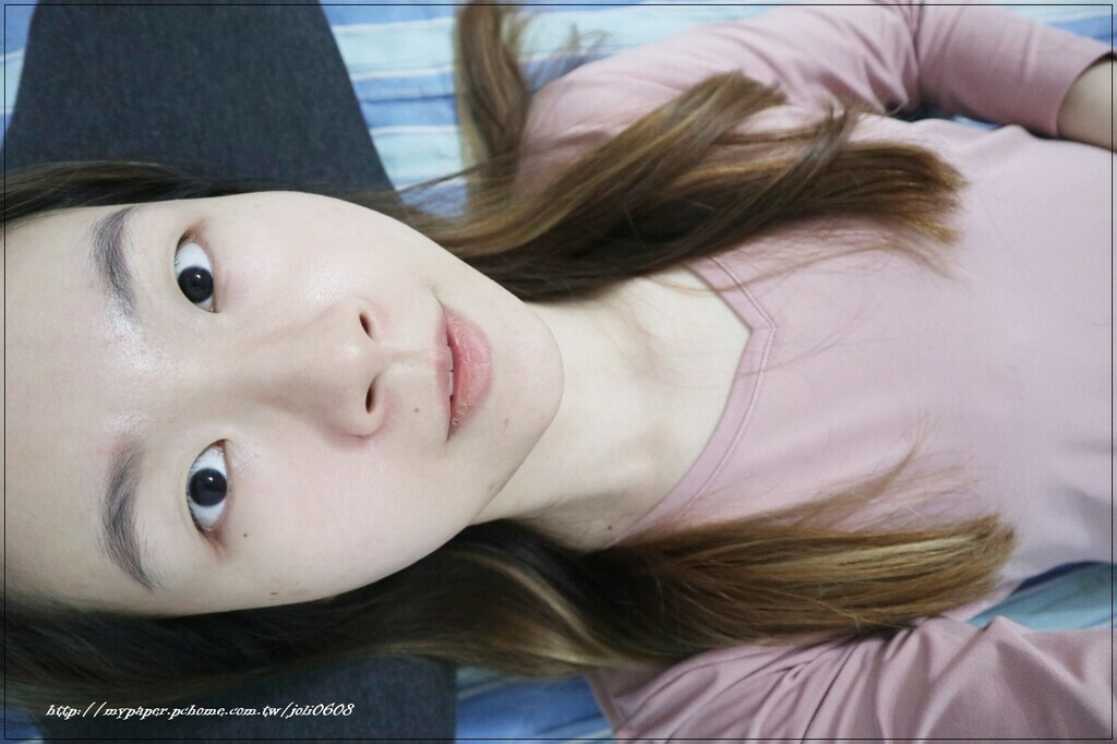 女王推薦優扶磁石護頸枕， 完美支撐瞬間釋壓