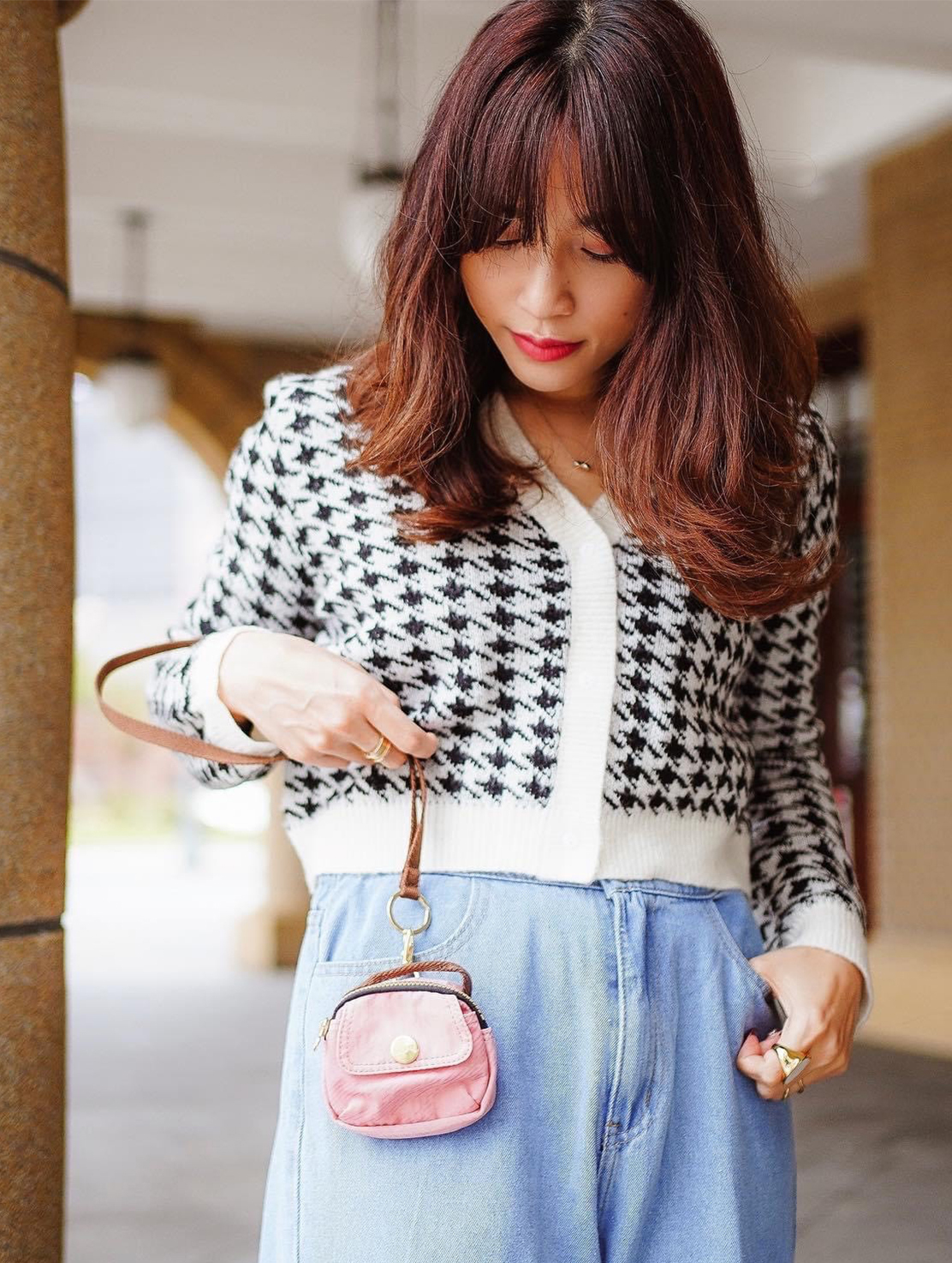 手拿包 粉色包包 包包推薦 小包 零錢包 卡片包 小廢包 手拿包 鑰匙包 保齡球包 Soldier 漫遊時空迷你包 satana SOS2820  浮光粉 KOL推薦 IG網紅 @蕾娜lena_y_chen