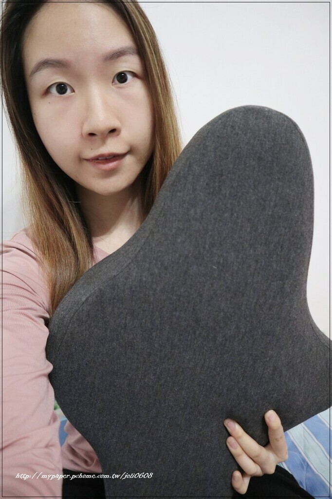 女王推薦優扶磁石護頸枕， 完美支撐瞬間釋壓