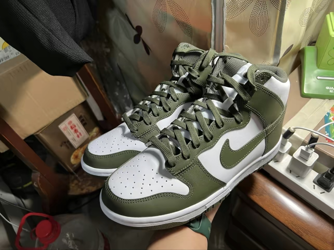 NIKE DUNK HIGH RETRO “CARGO KHAKI“ 軍綠