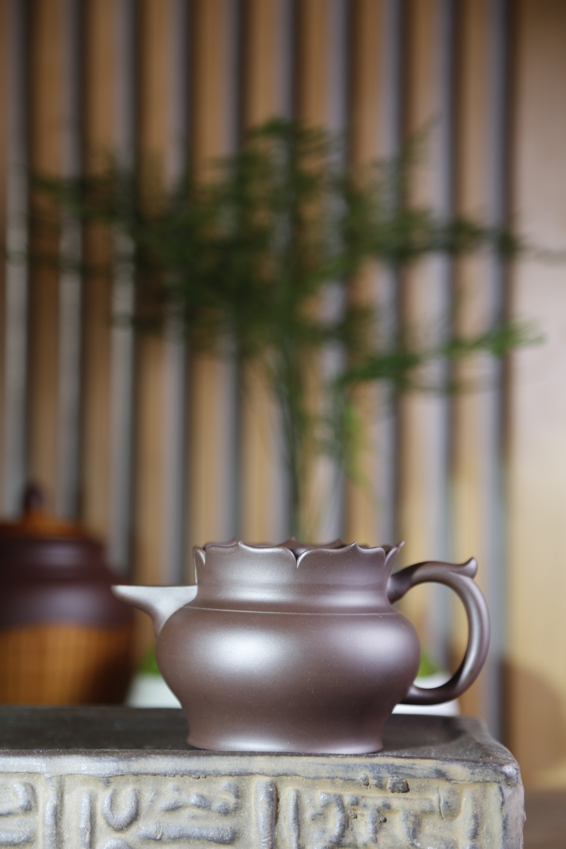 【僧帽】--僧帽經典，禪意十足，通過有形的實物象徵，引申出其中所包括的抽象無形的入禪意境。