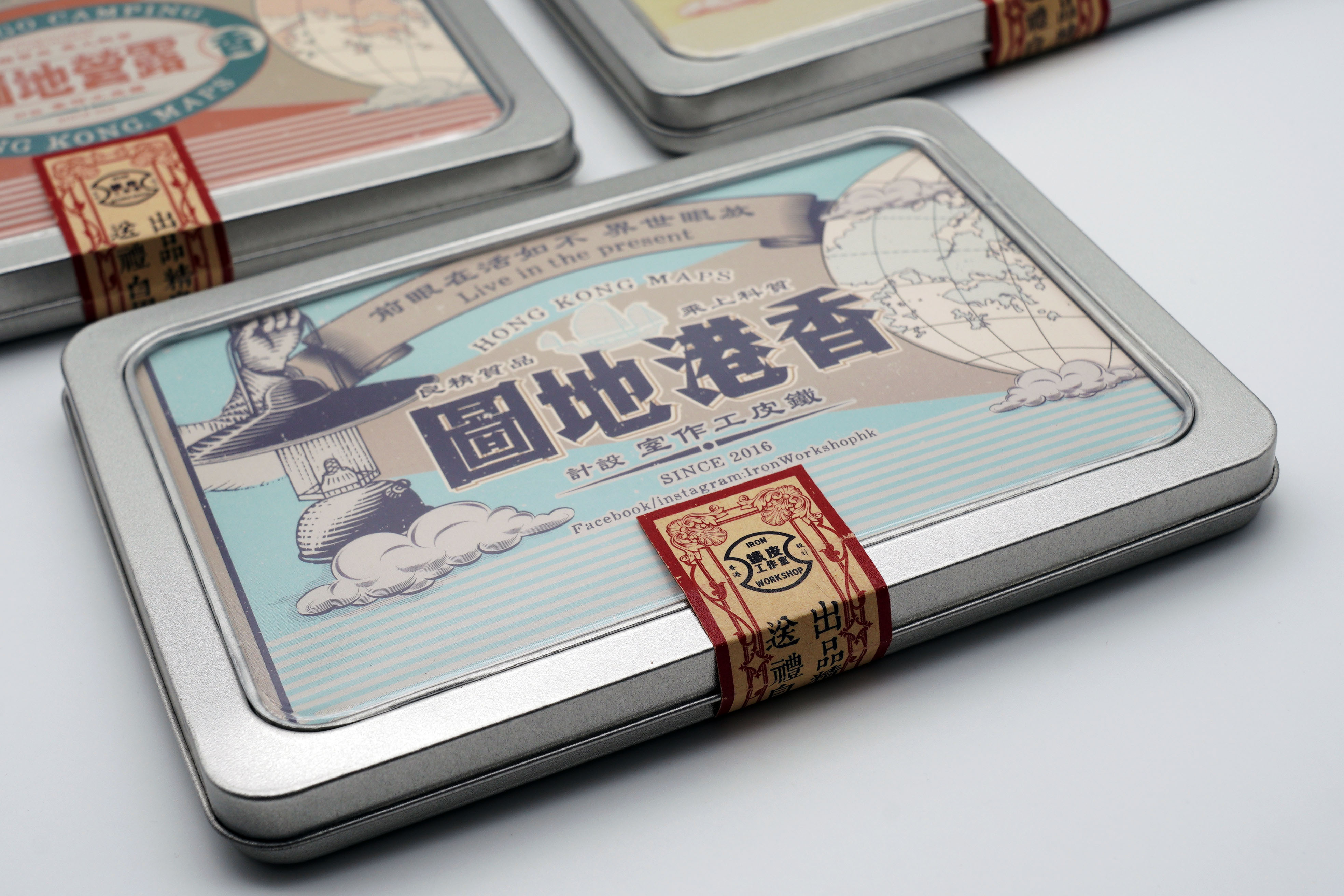鐵皮工作室 - 香港地圖｜內附明信片一張 | 精美鐵盒裝｜紀錄本地人事物｜香港設計