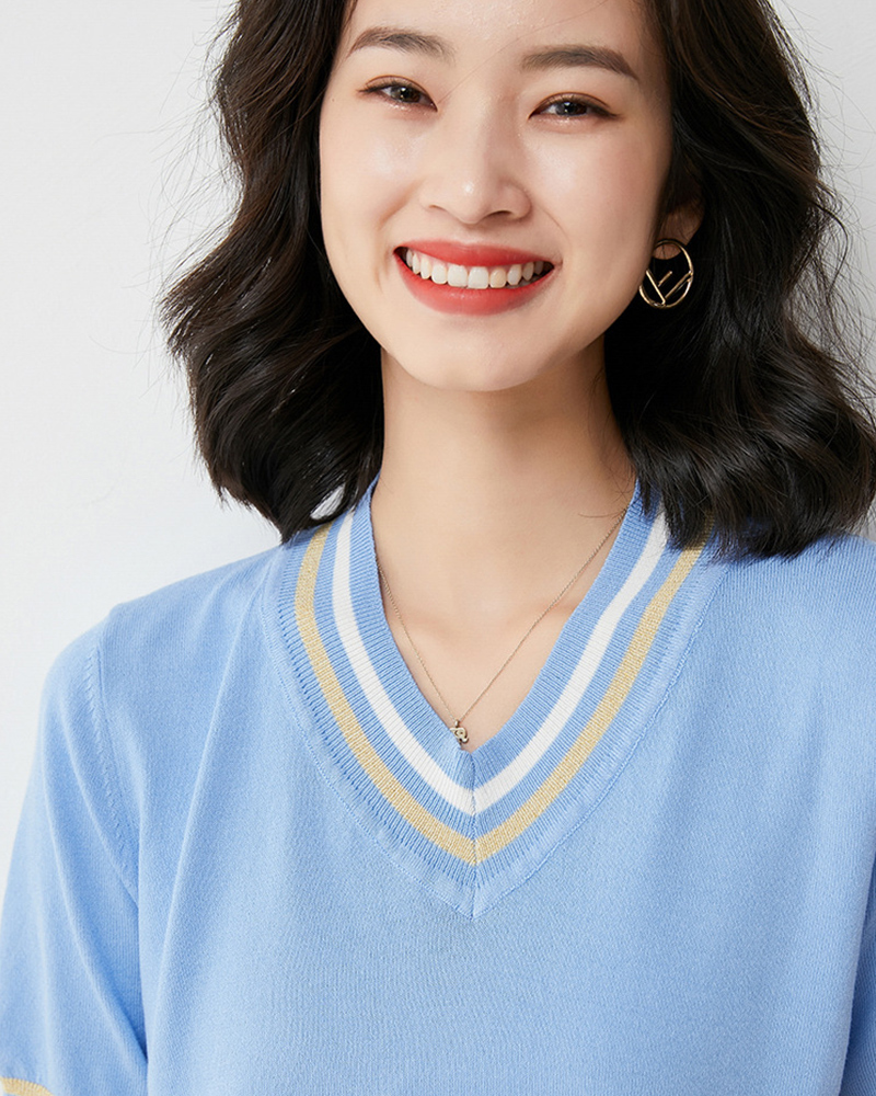 DEER.W 配色V領羅紋針織上衣 淺藍