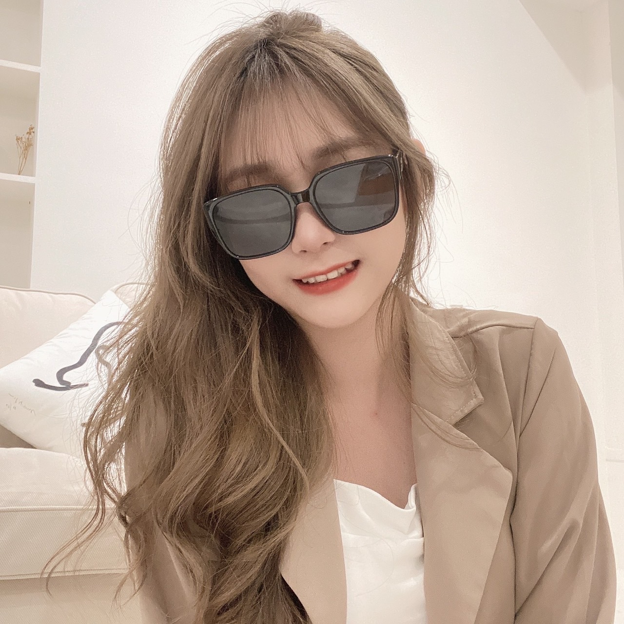 S01877486質感膠框小臉墨鏡/單一色