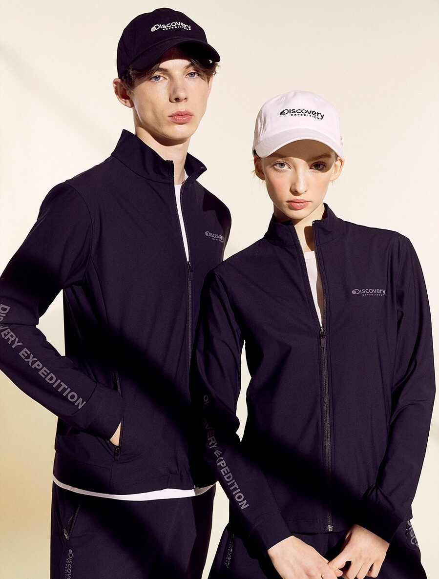 韓國代購 Discovery Essential Cooling 男 訓練 夾克 外套 黑色 DMTR63023-BKS