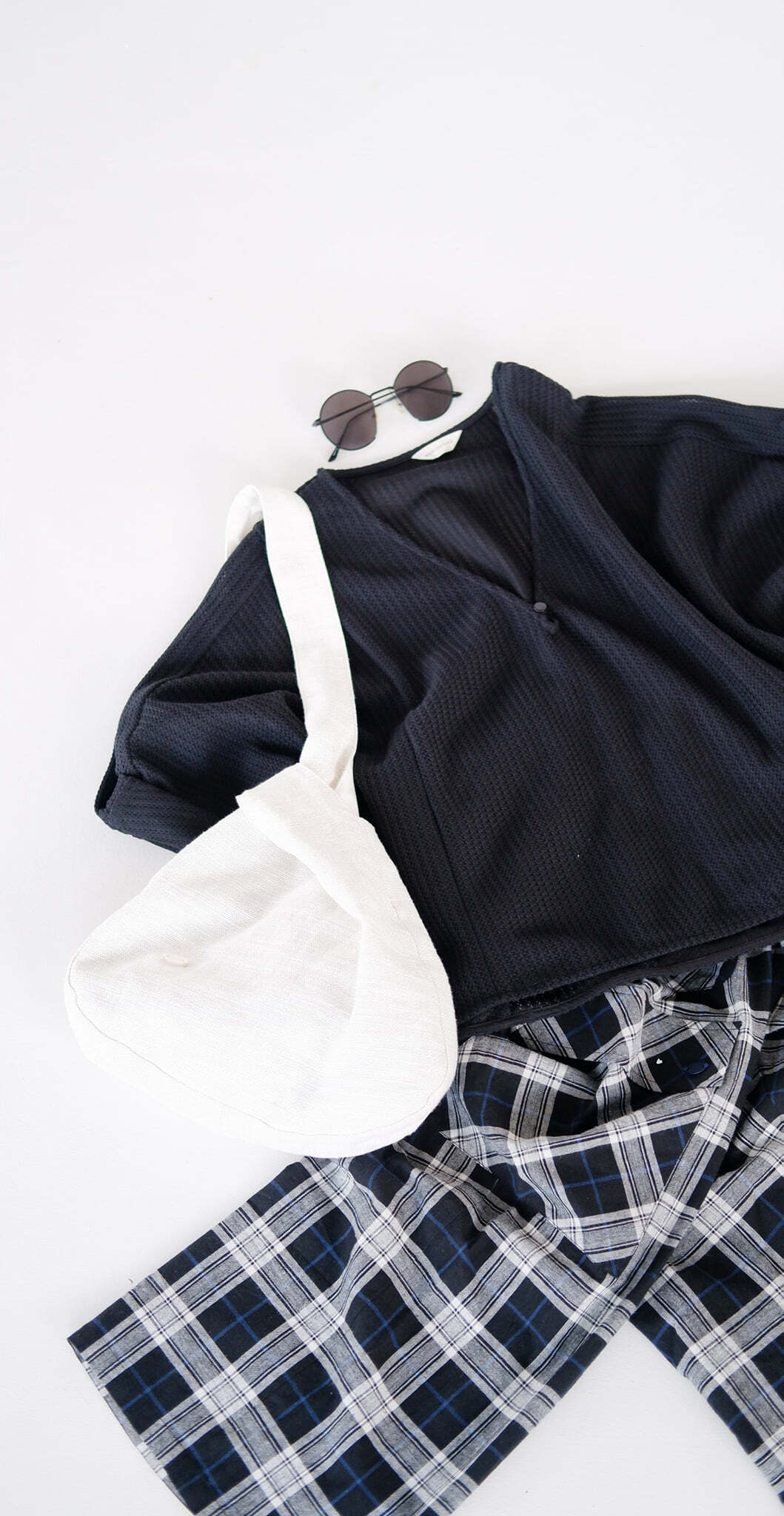 日光戀人V領罩衫上衣-秘語