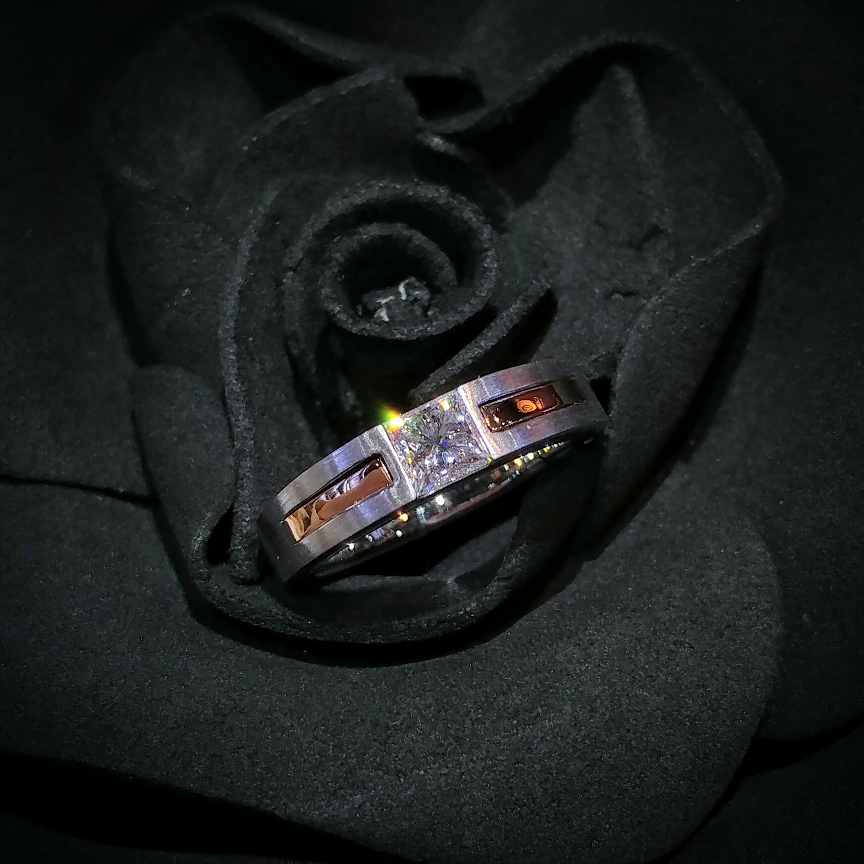 全新18K金【單粒50份方形鑽石】戒指