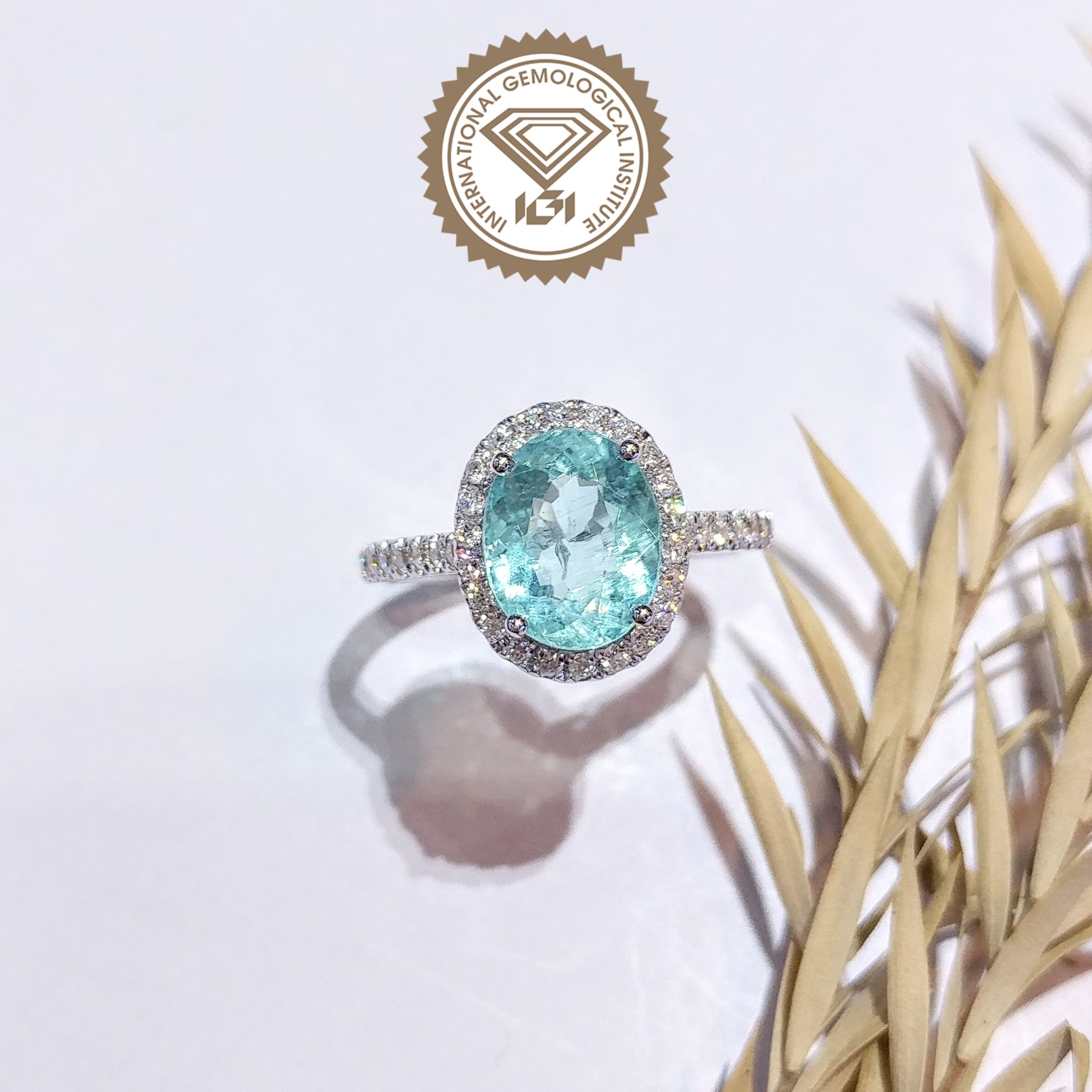 18K White Gold 2.08ct Paraiba and Diamond Ring