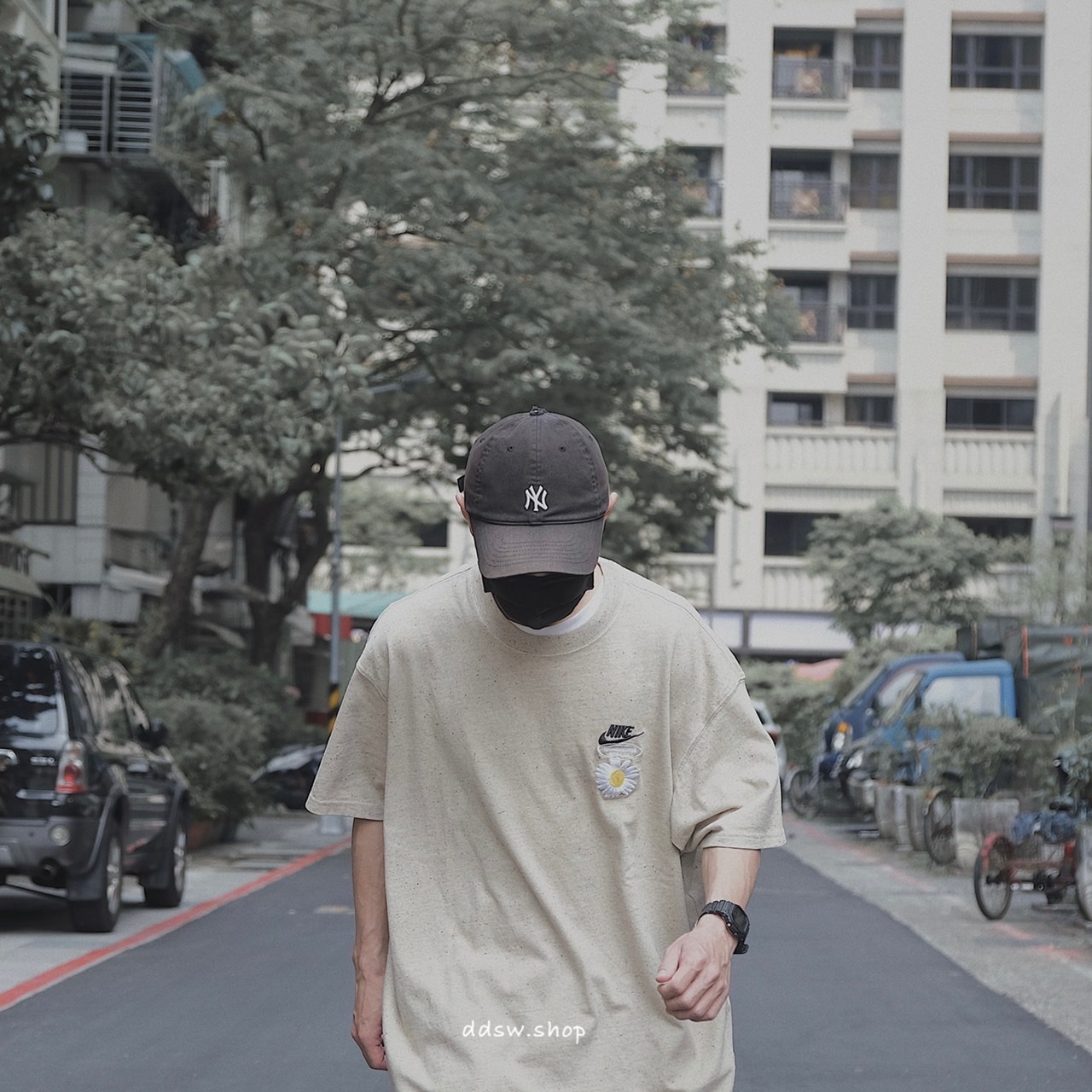 Nike Sportswear HAVE A NIKE DAY 短袖 小雛菊 水洗 石墨灰 DM6334-289