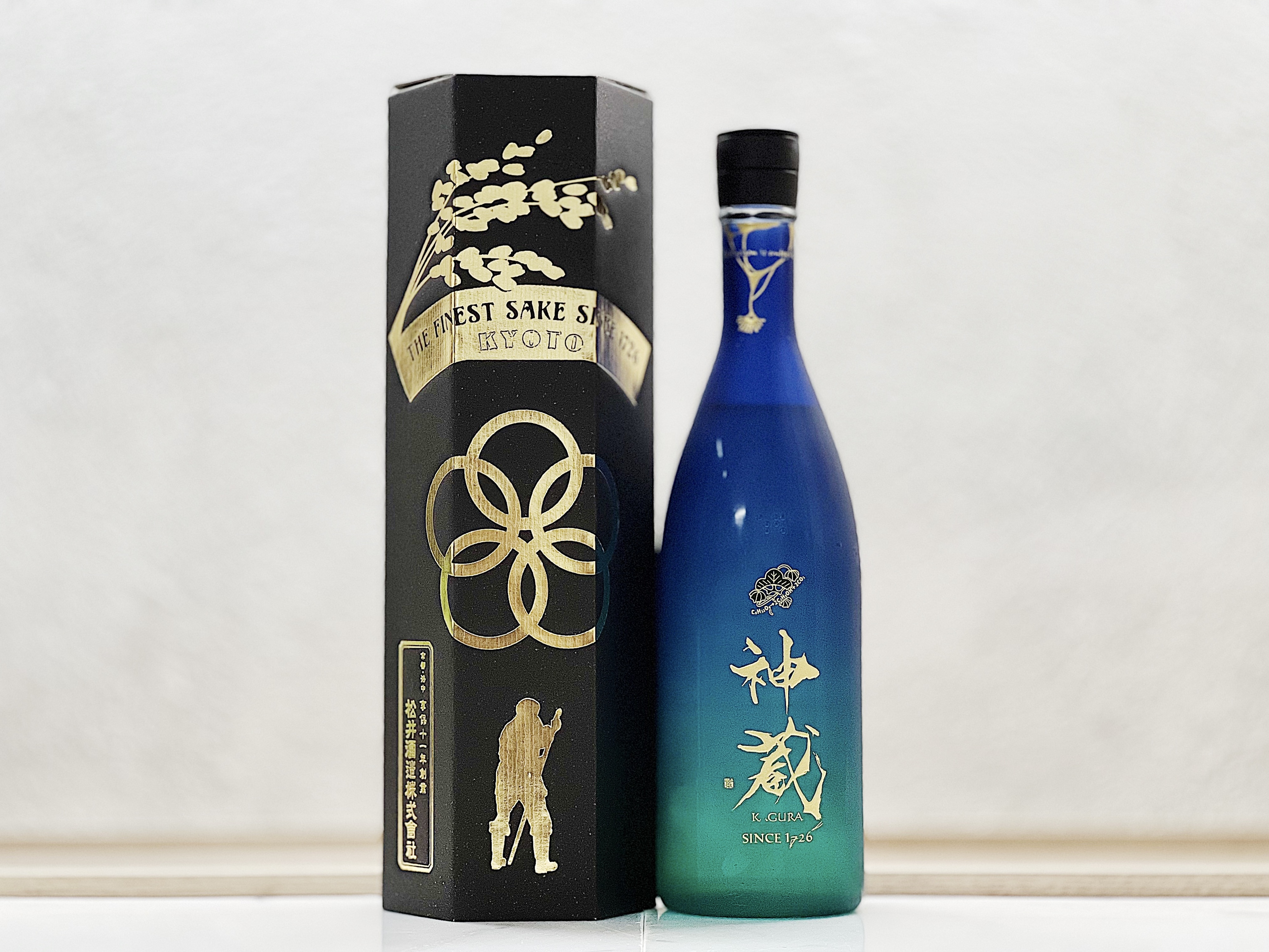 神藏 純米 無濾過 無加水 生酒（ルリ）