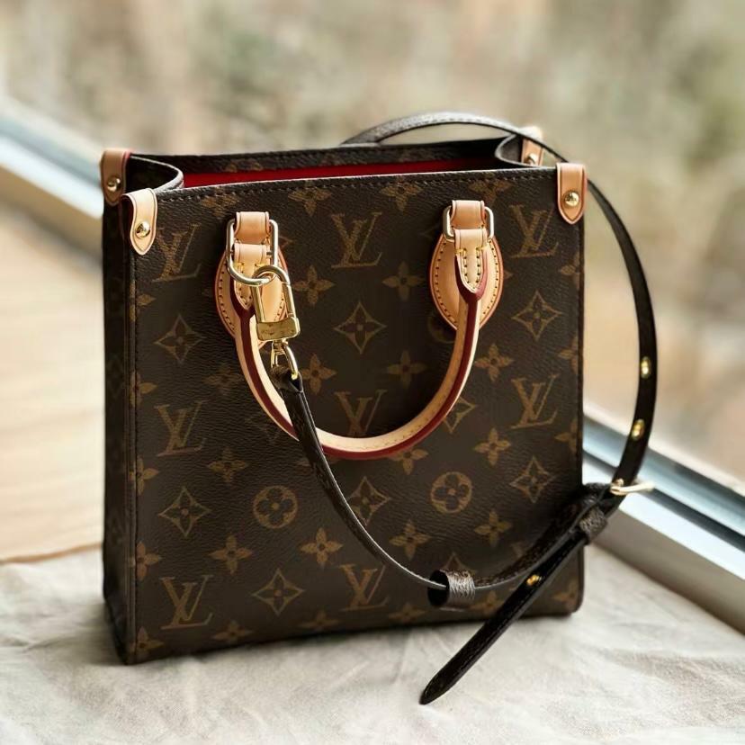 Louis Vuitton SAC PLAT BB