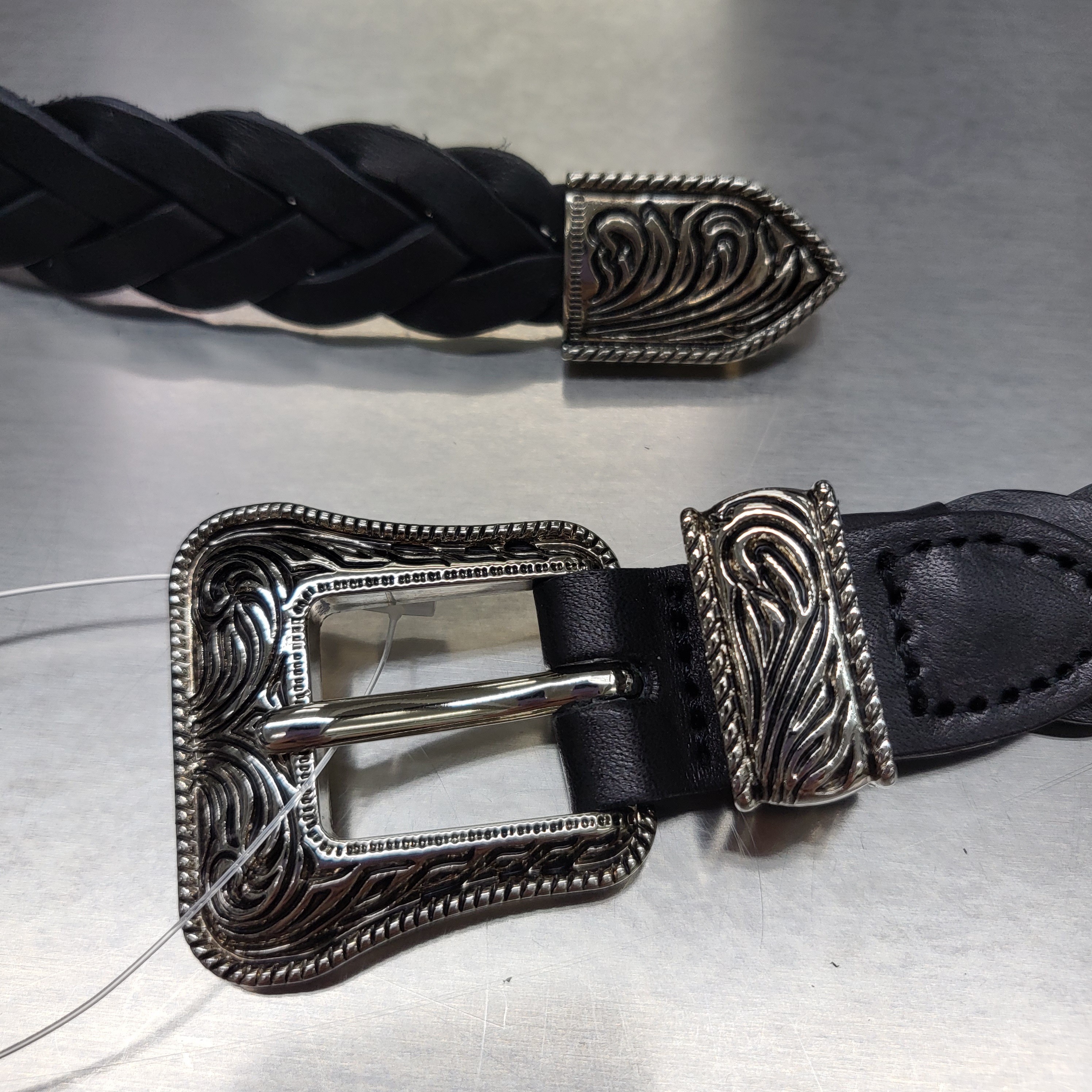 扭紋真皮皮帶 A0008