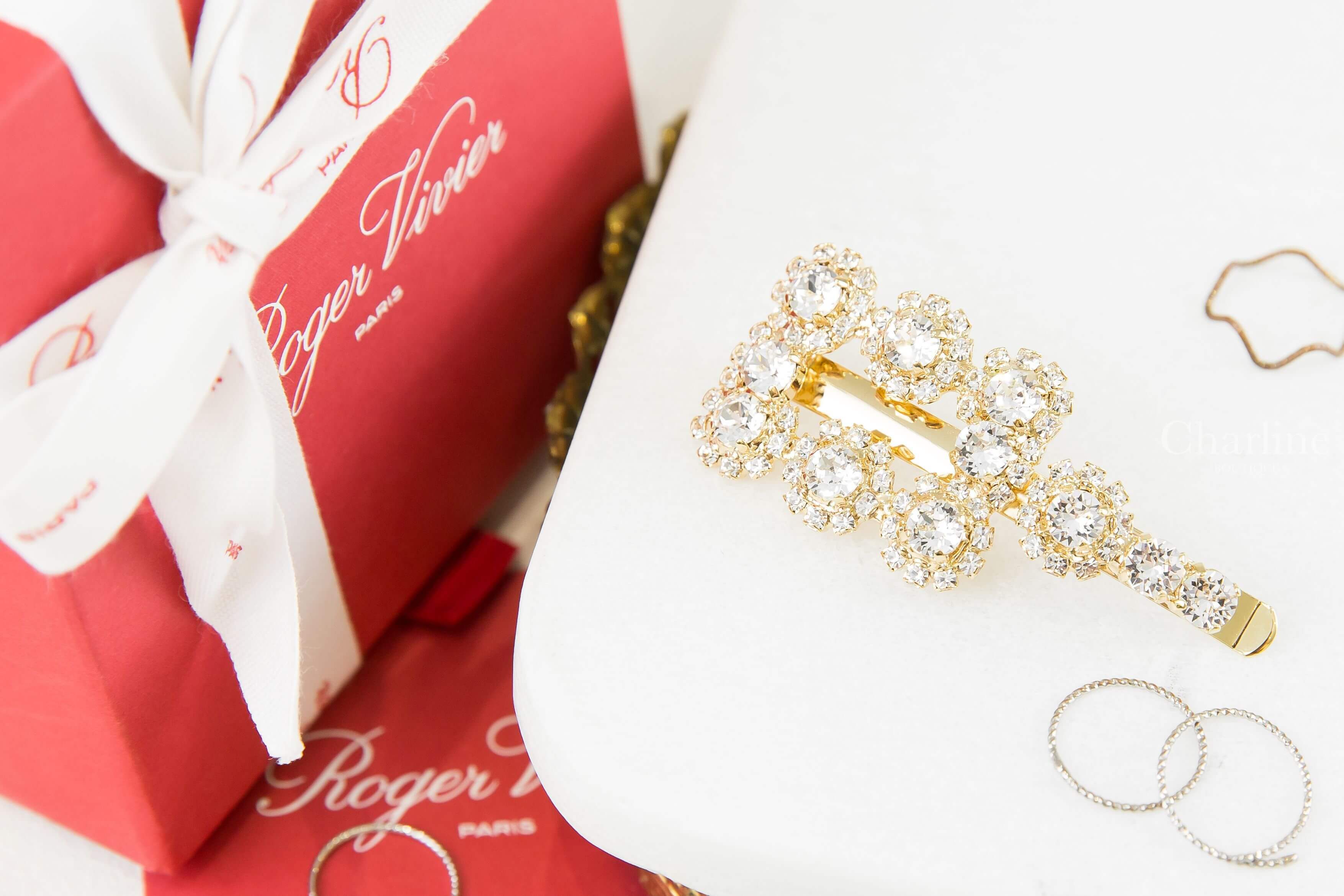 Roger Vivier Flower Strass Buckle Hair Clip In Metal 金色花型鑲鑽金屬髮飾-Charline Boutique 精品代購