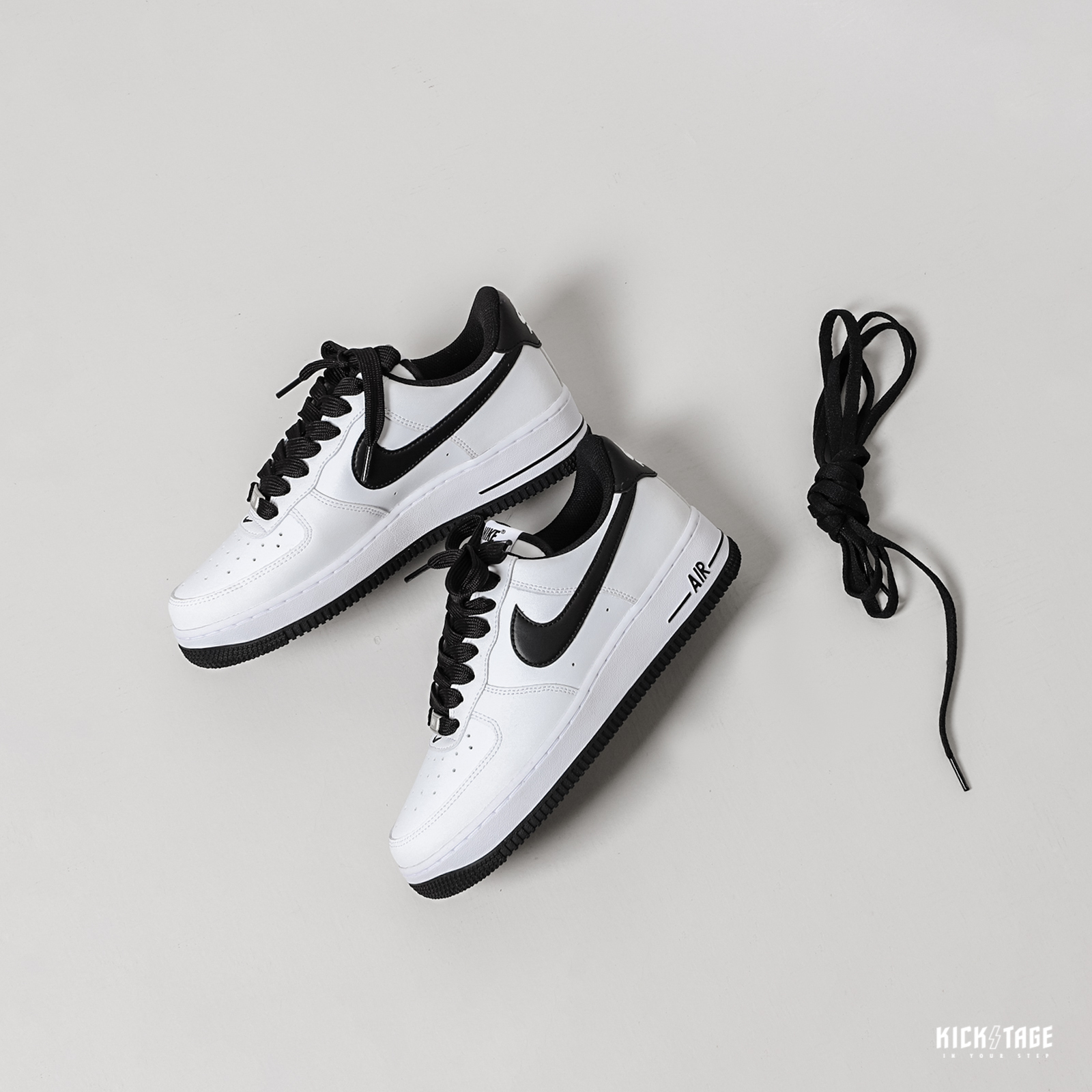 男鞋Nike Air Force 1 AF1 全白黑勾經典復古鐵牌低筒休閒鞋【DH7561-102】