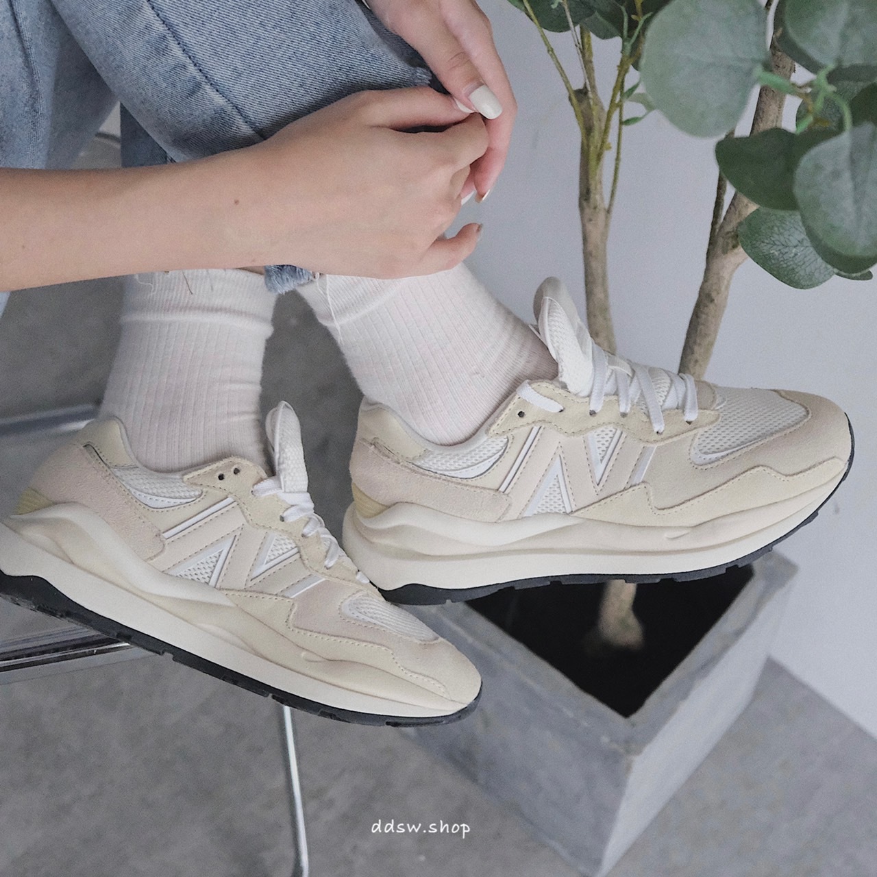 New Balance 5740 復古麂皮 淡奶茶色 W5740CHA