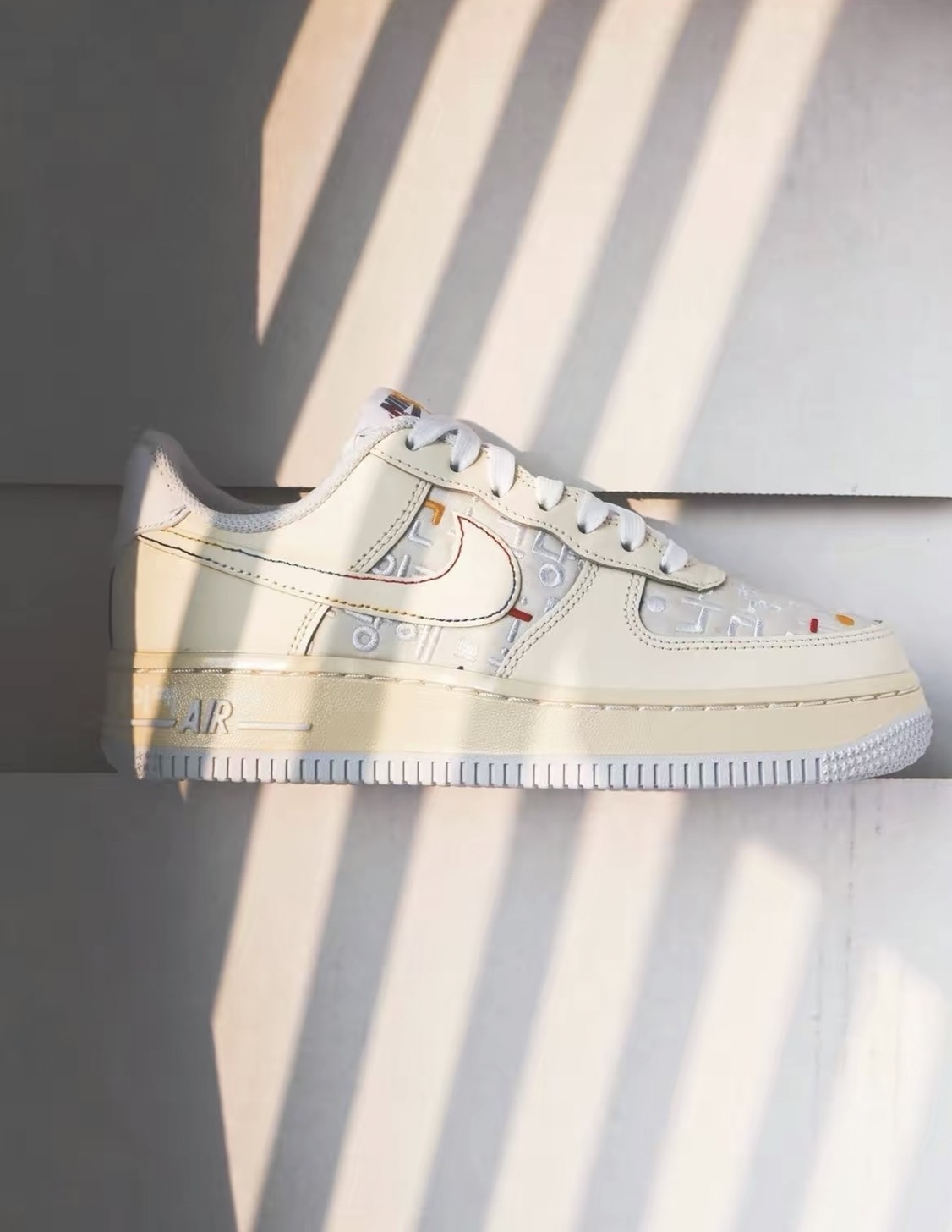 Nike Air Force 1 Low Hangeul Day 限量款奶油白女款