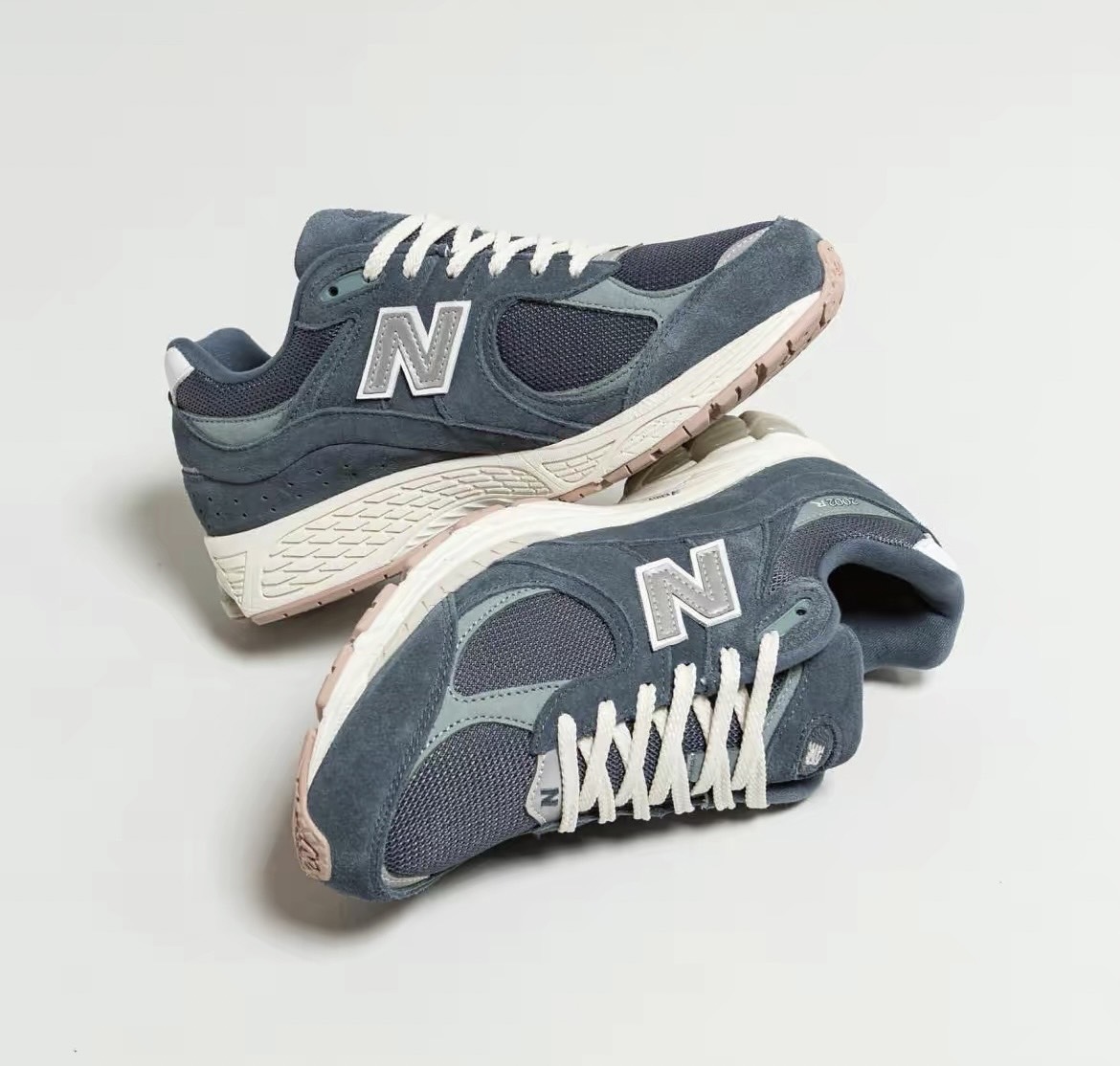 New Balance 2002R D楦復古綠/ 藍奶油底男女同款